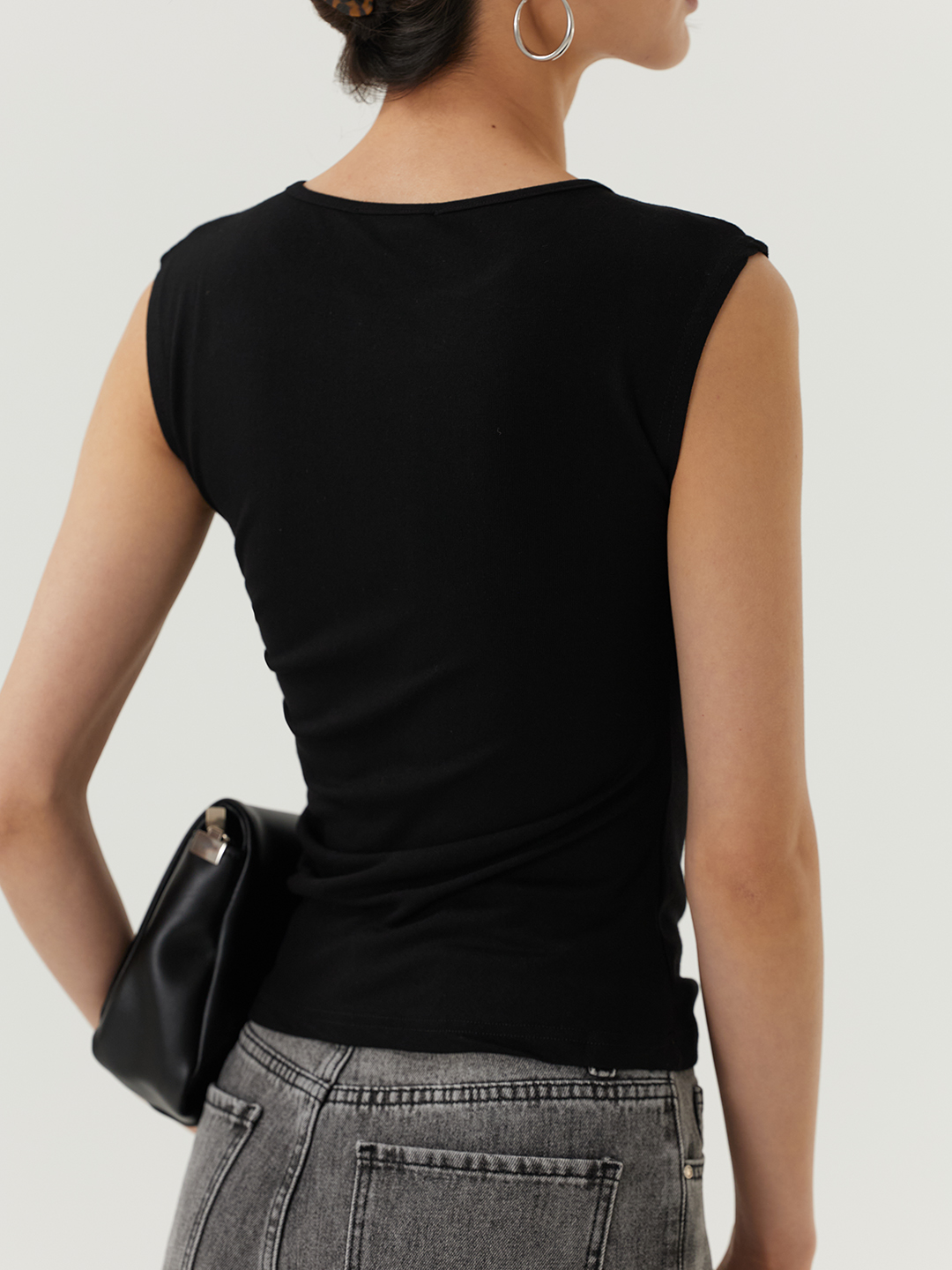 Топ черный для женщин 48102-1 46