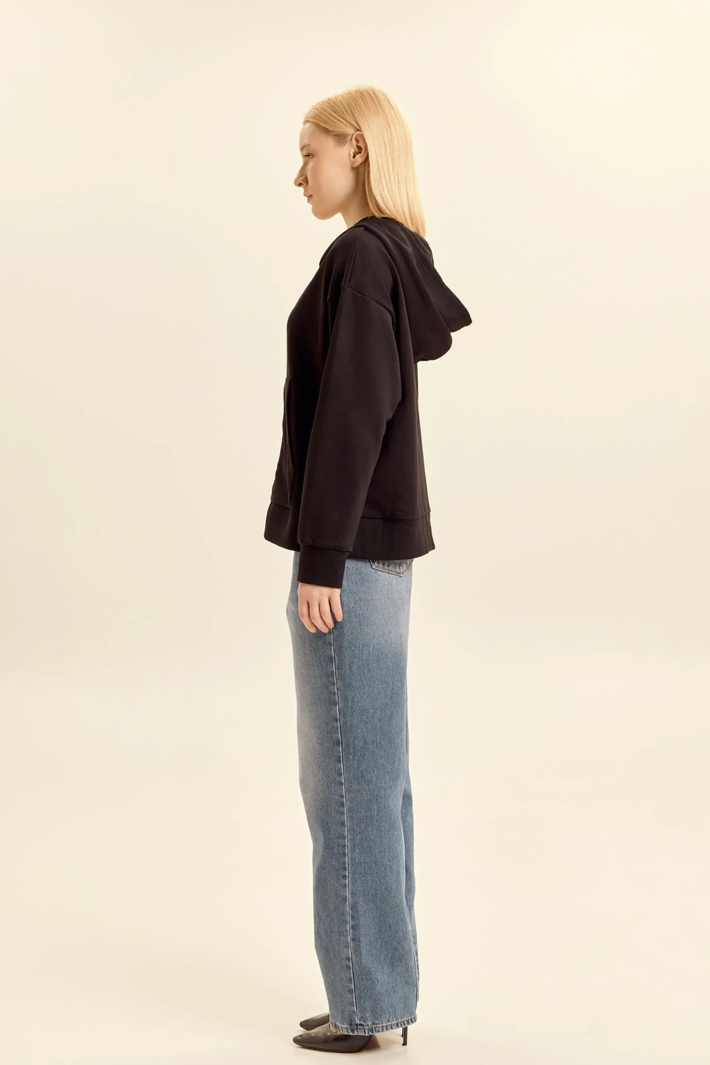 Джемпер черный для женщин 46167-1 60