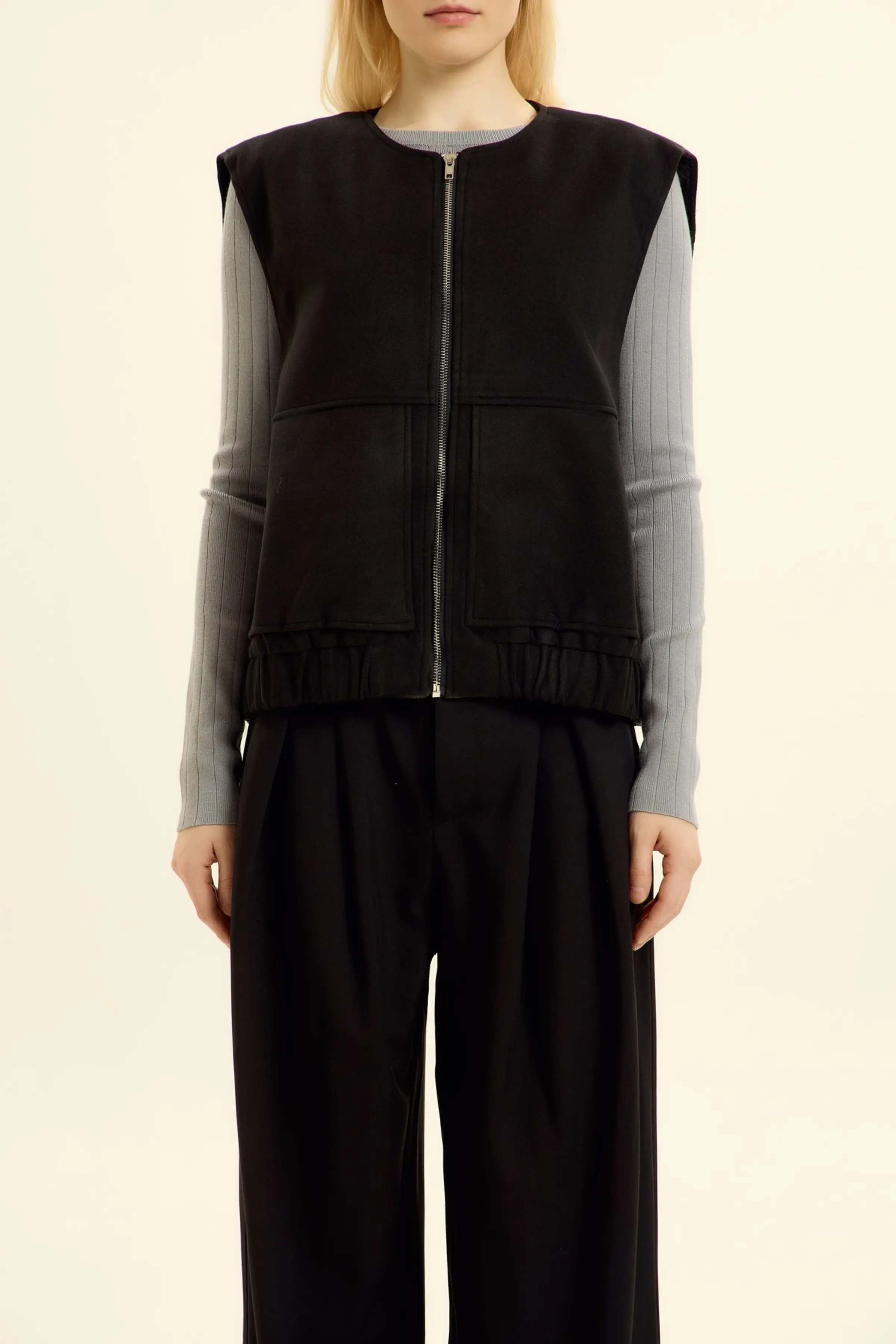 Жилетка черный для женщин 46259-1 58