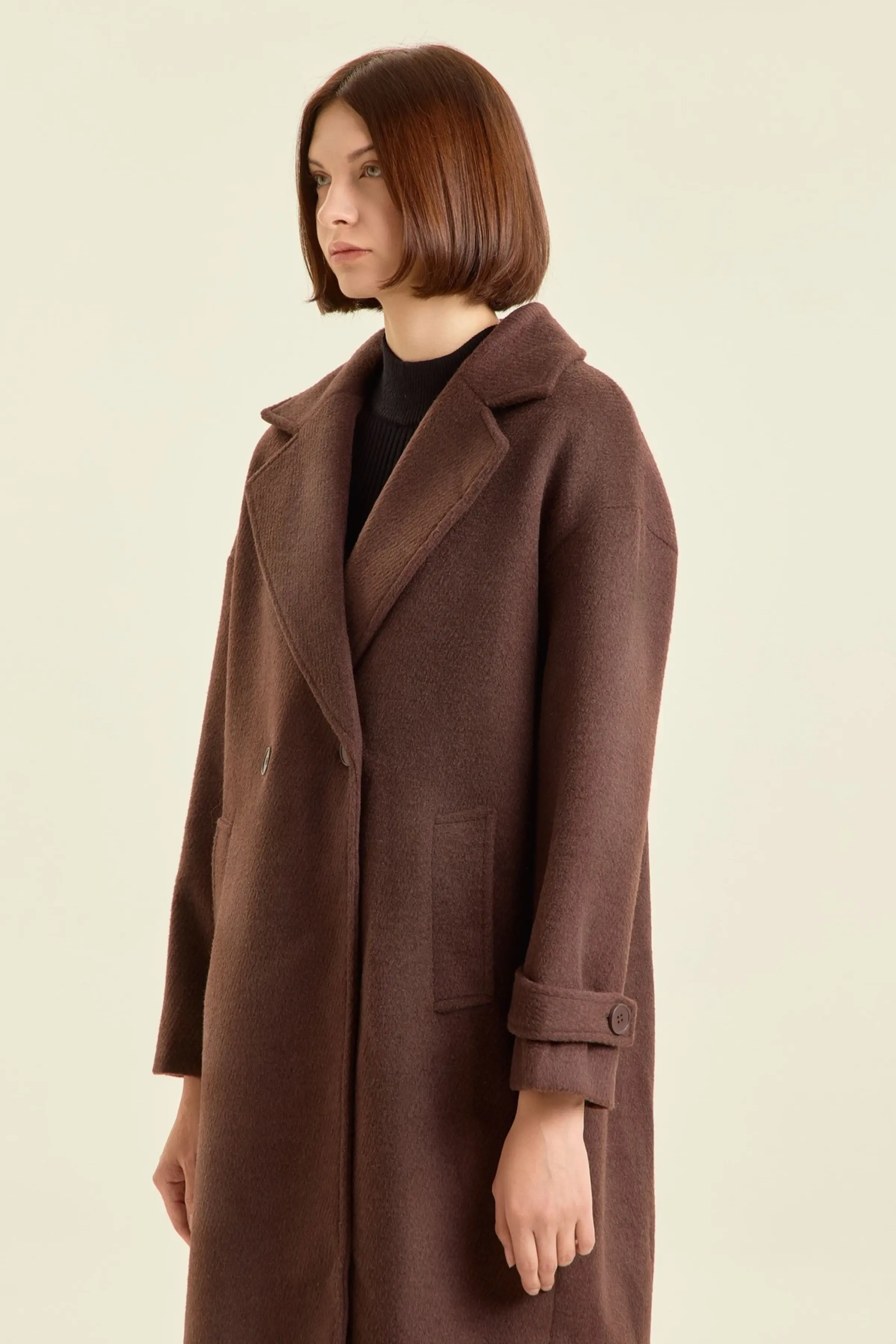 Пальто коричневый для женщин 47111-13 53