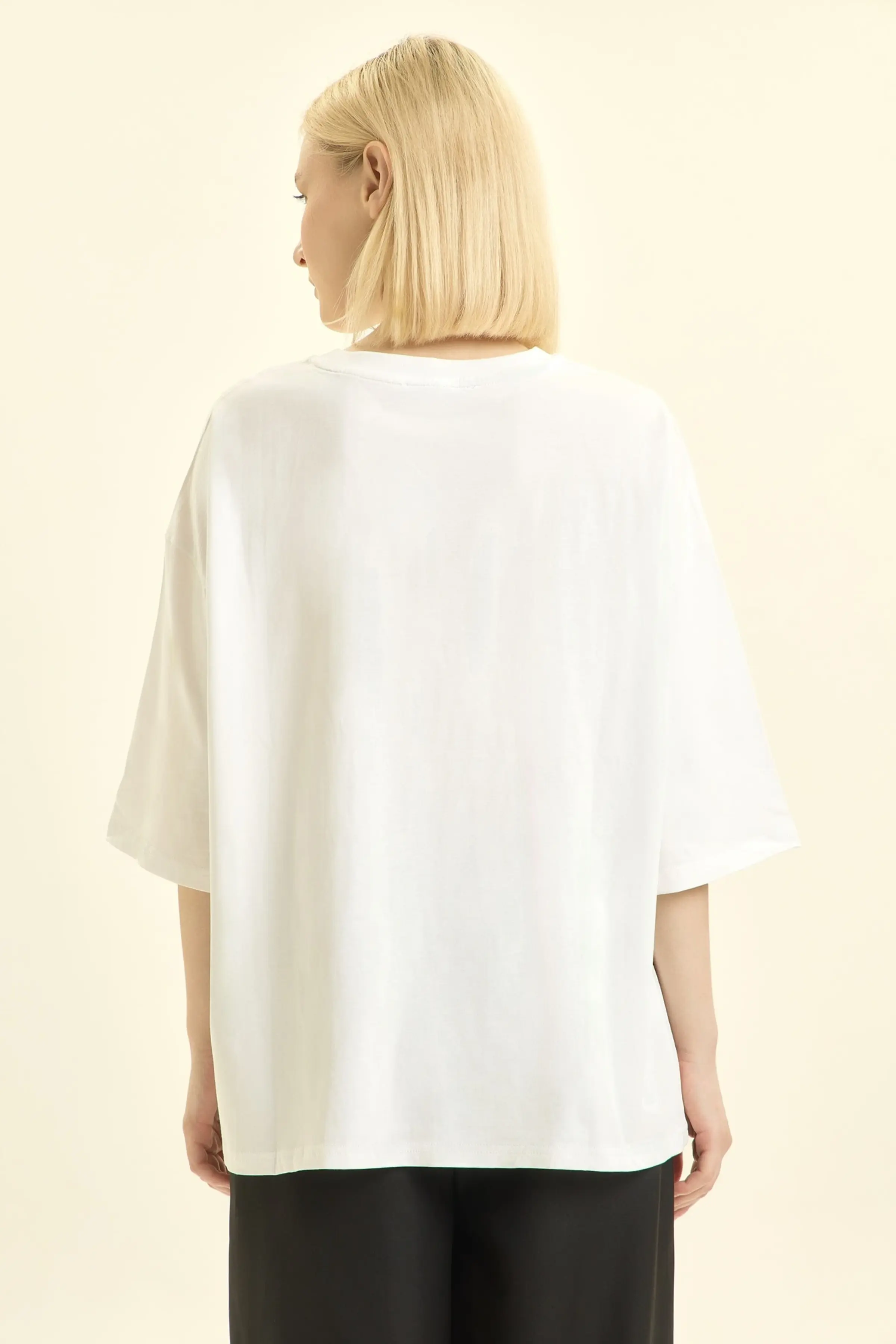 Футболка белый в синий принт для женщин 46157-290 67