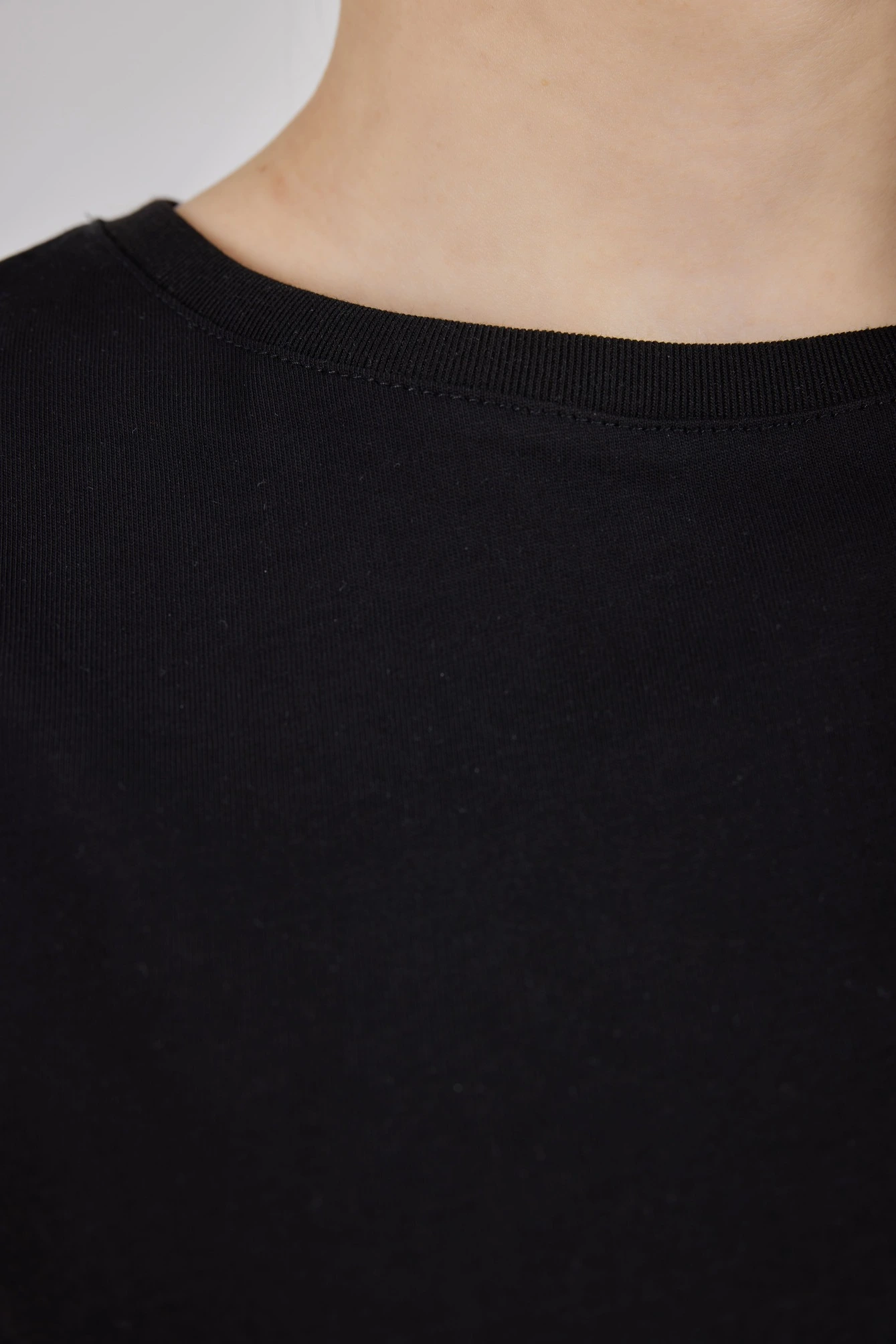 Футболка черный для женщин 41154-1 67