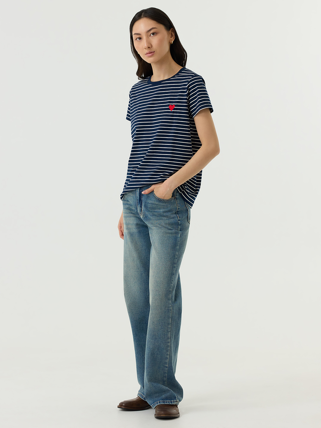 Футболка бело-синяя полоска для женщин 48279-48 67