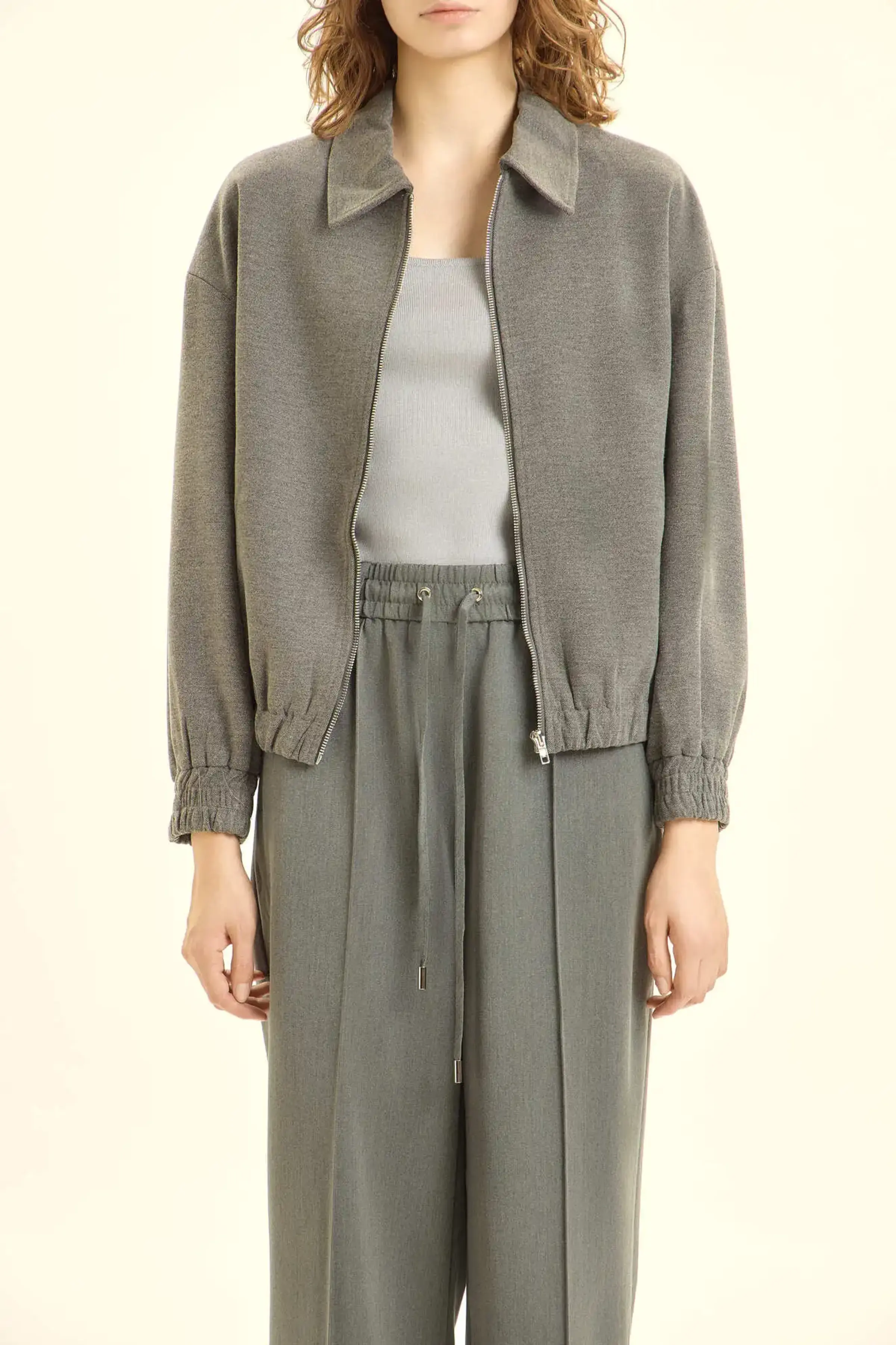 Куртка темно-серый для женщин 46180-12 47