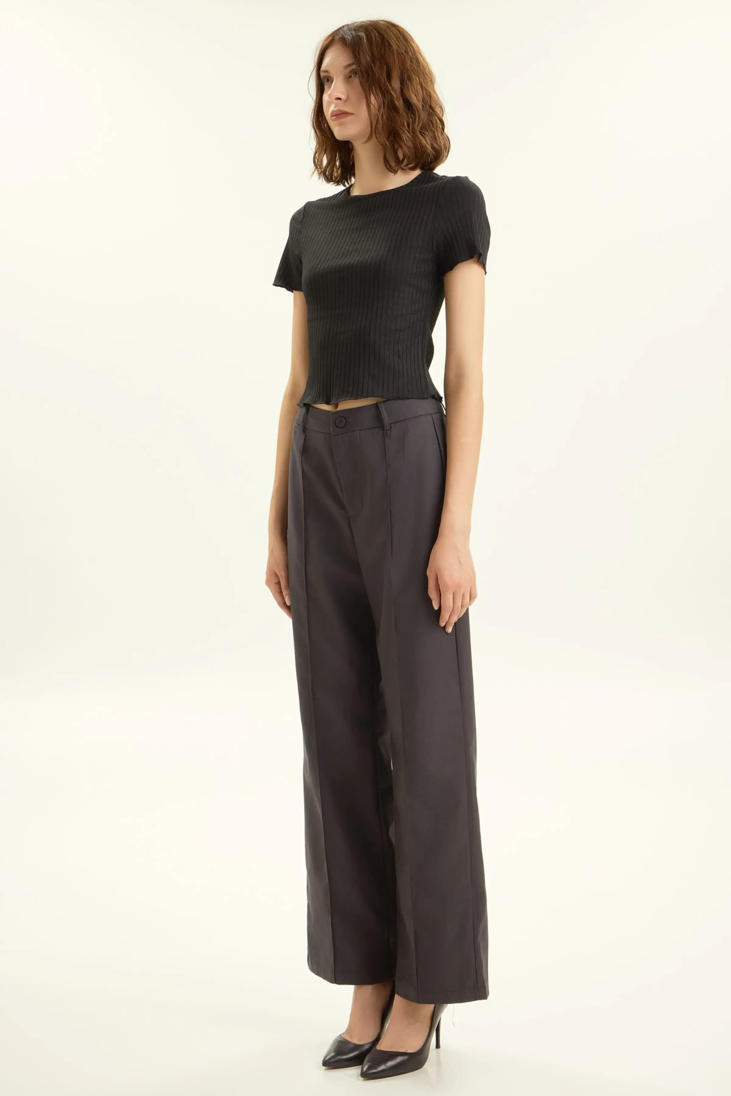 Брюки черный для женщин 44295-1 71