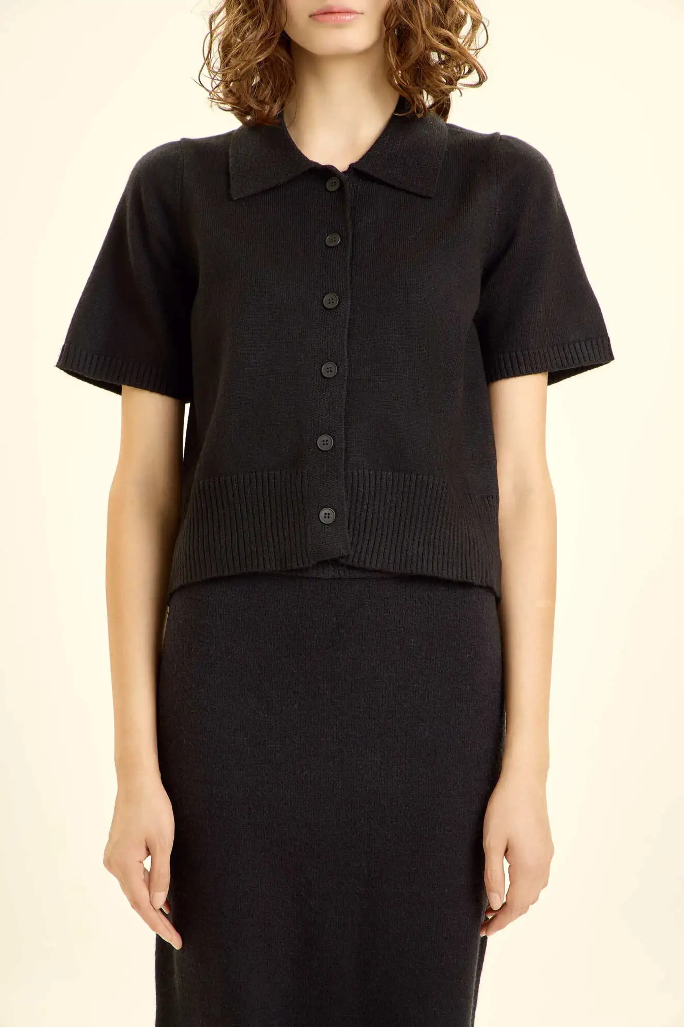 Кардиган черный для женщин 46153-1 50