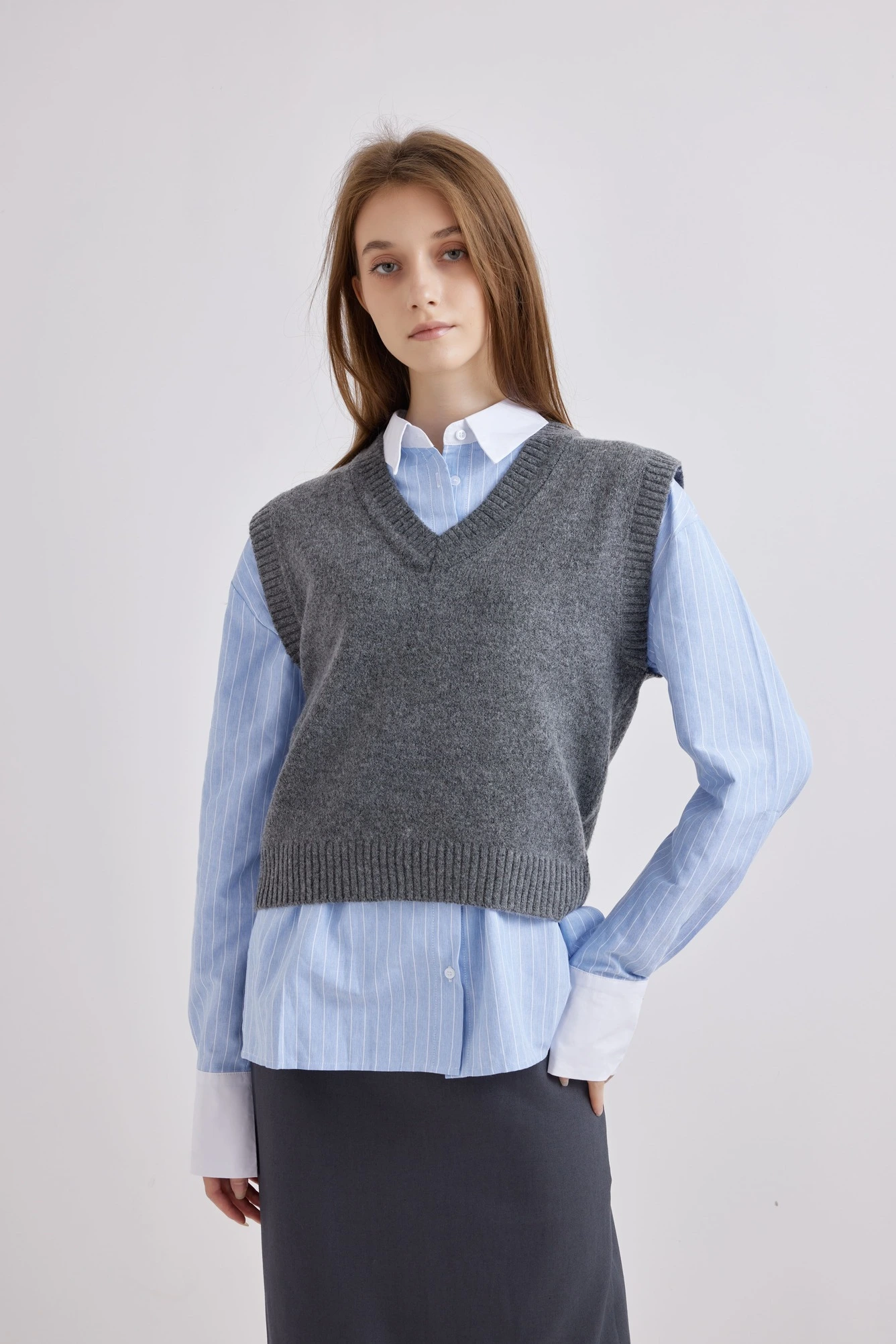 Жилетка серый для женщин 42115-61 68