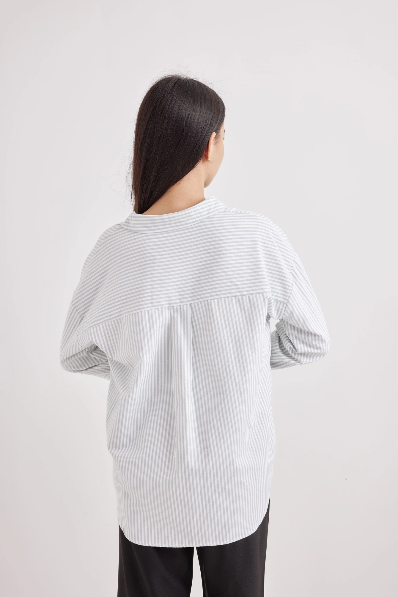 Рубашка бело-зеленая полоска для женщин 42255-52 66