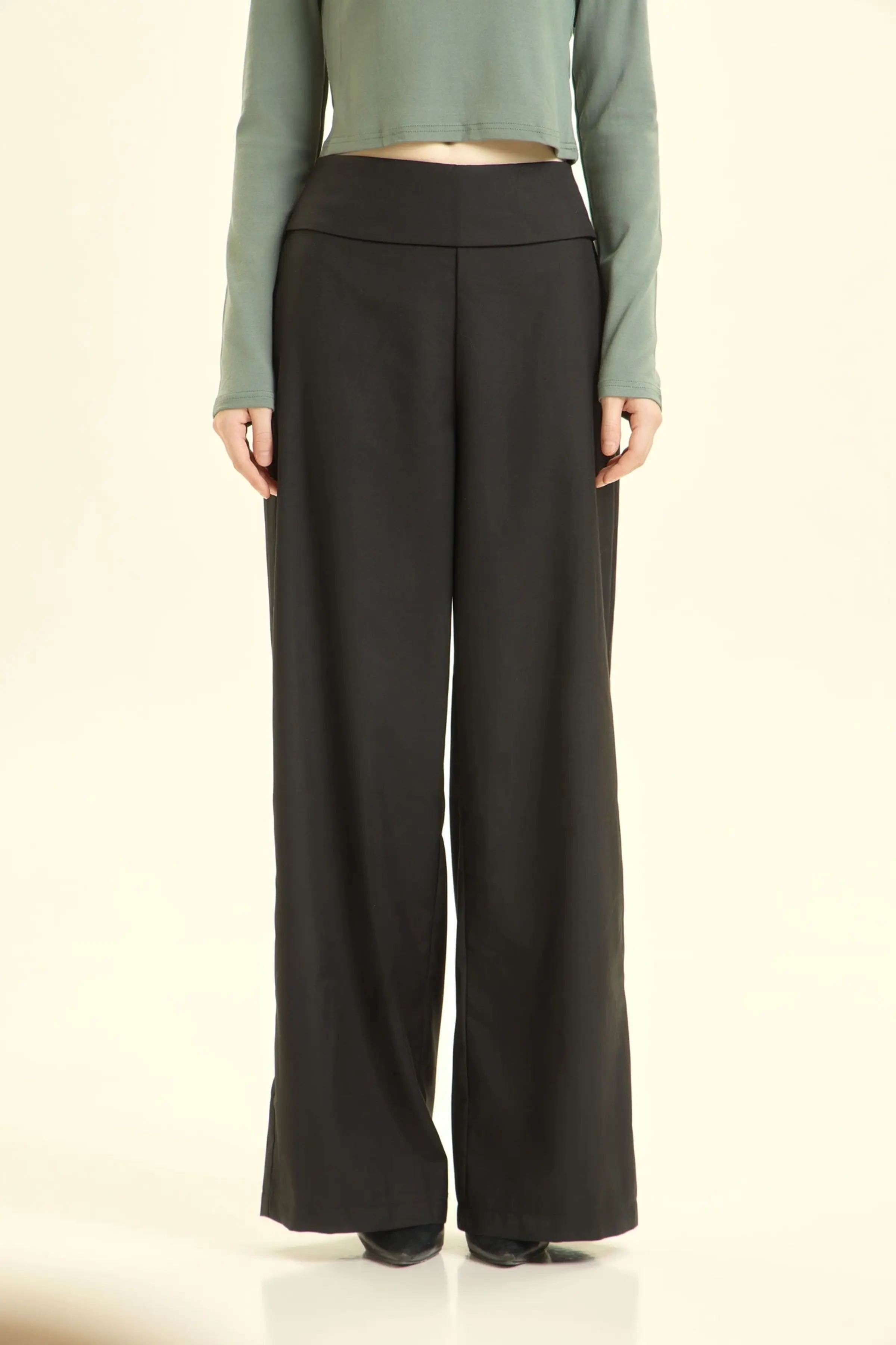 Брюки черный для женщин 46182-1 71