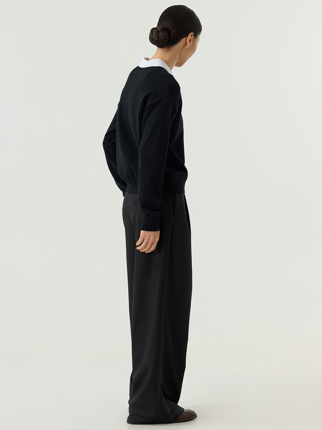 Джемпер черный для женщин 48103-1 60