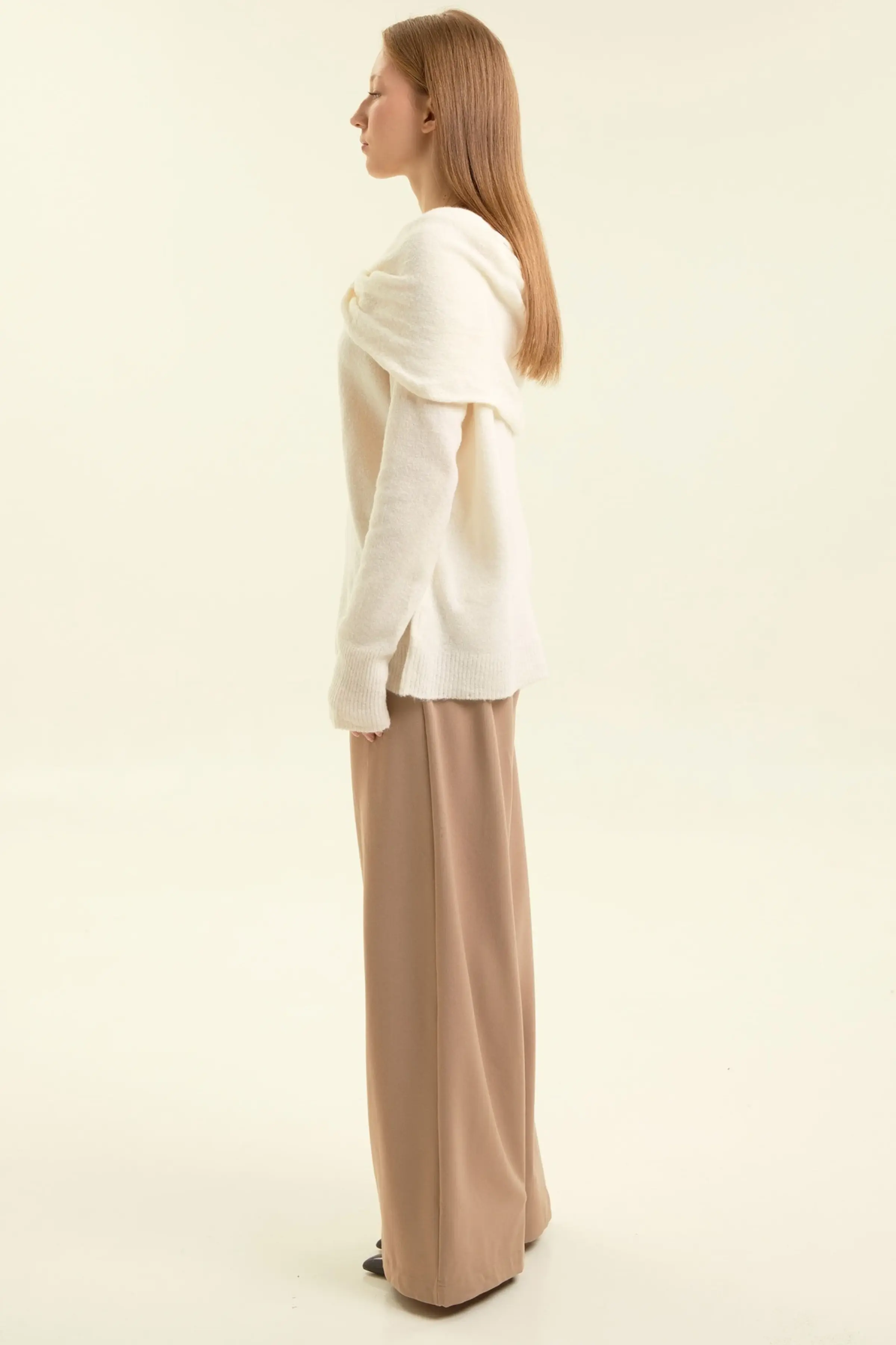 Свитер белый для женщин 47200-4 65