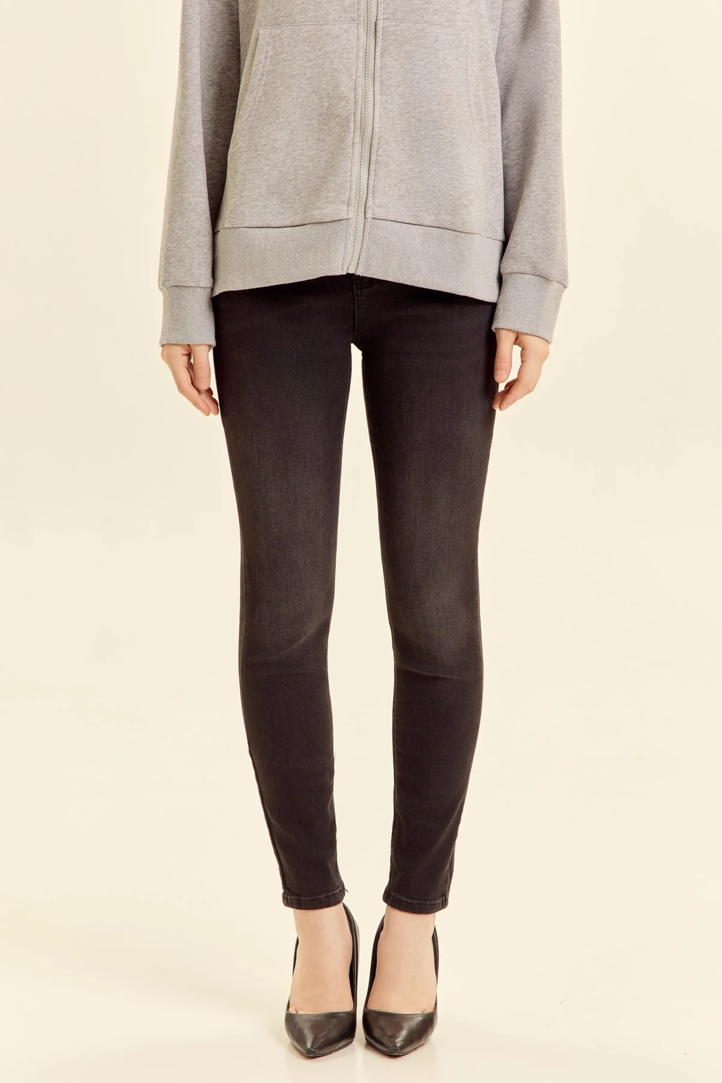 Джинсы черный для женщин 46270-1 74