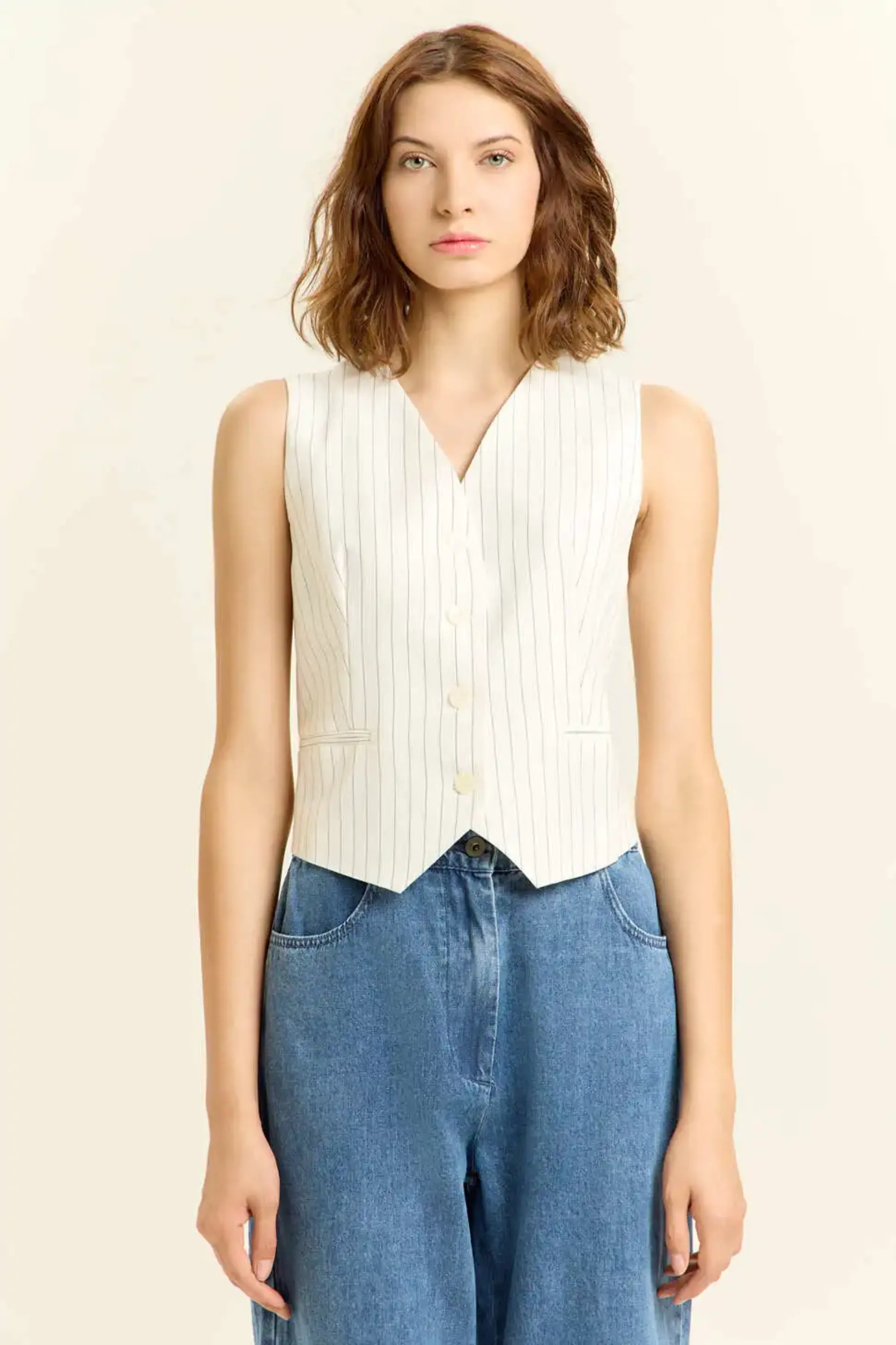 Жилетка бело-черная полоска для женщин 45108-46 68