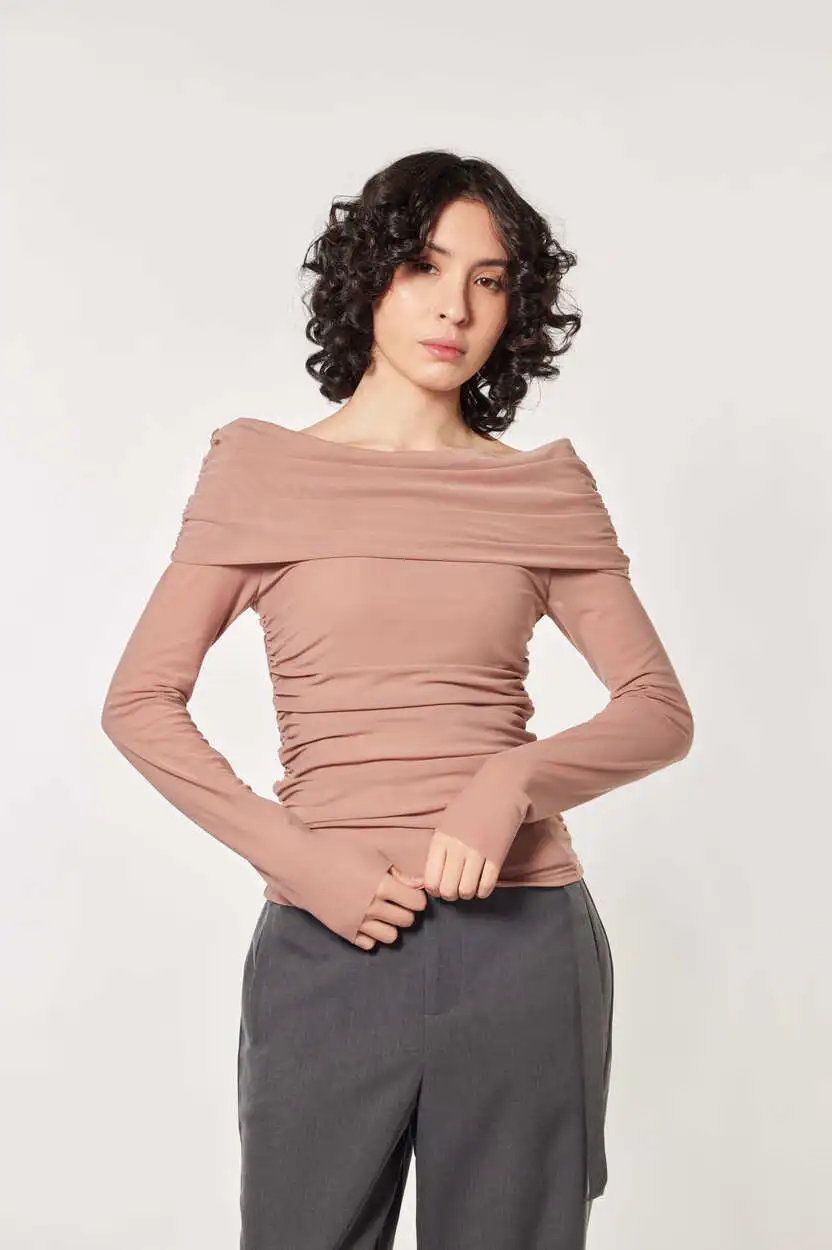 Лонгслив темно-бежевый для женщин 44258-78 59