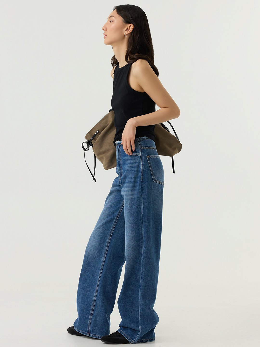 Топ черный для женщин 48205-1 46