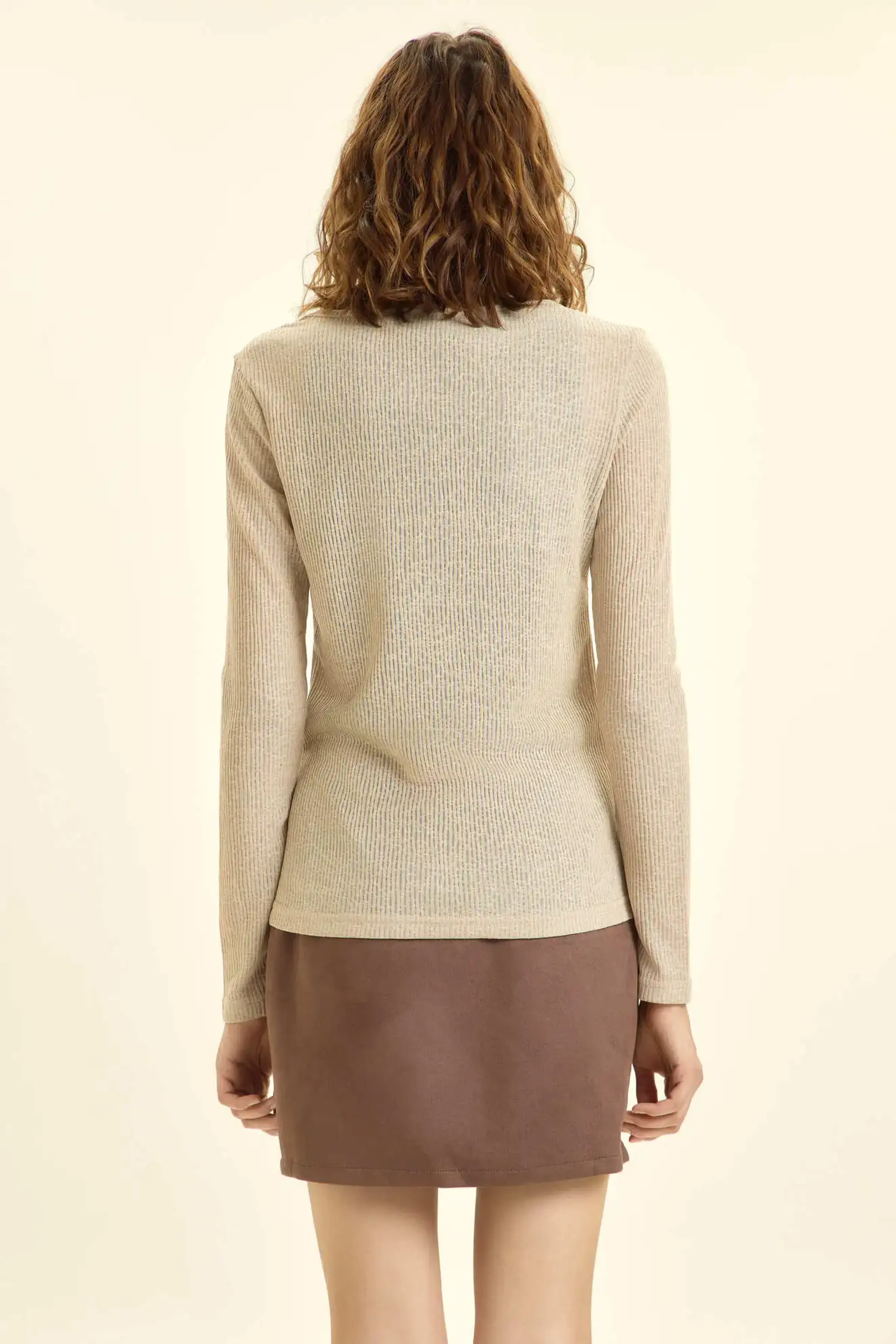 Лонгслив бежевый для женщин 44306-15 59