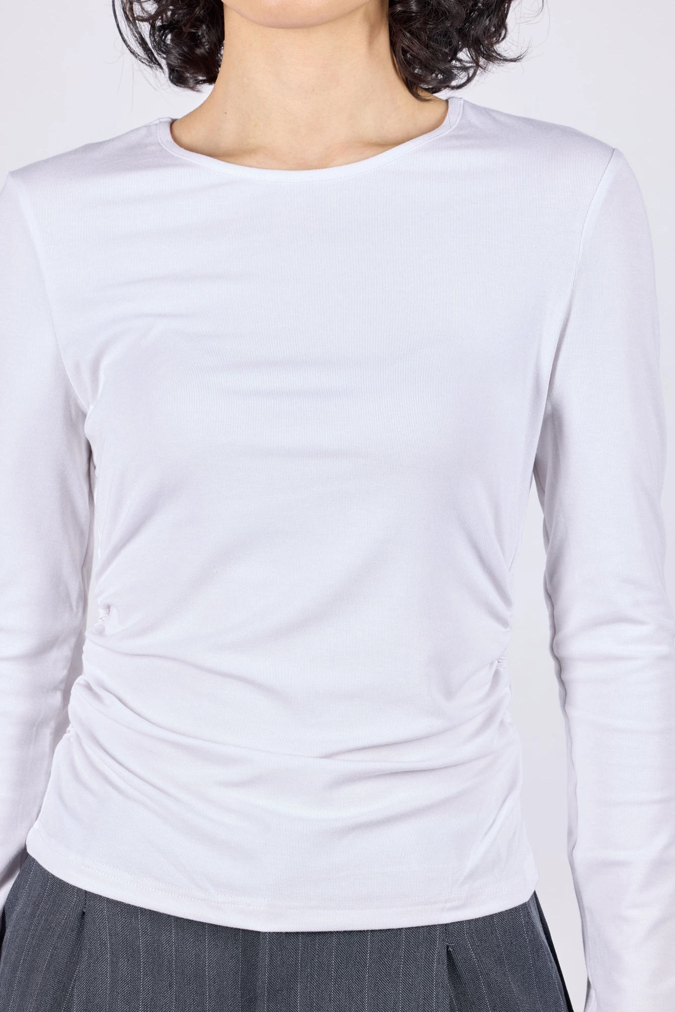Лонгслив белый для женщин 44153-4 59