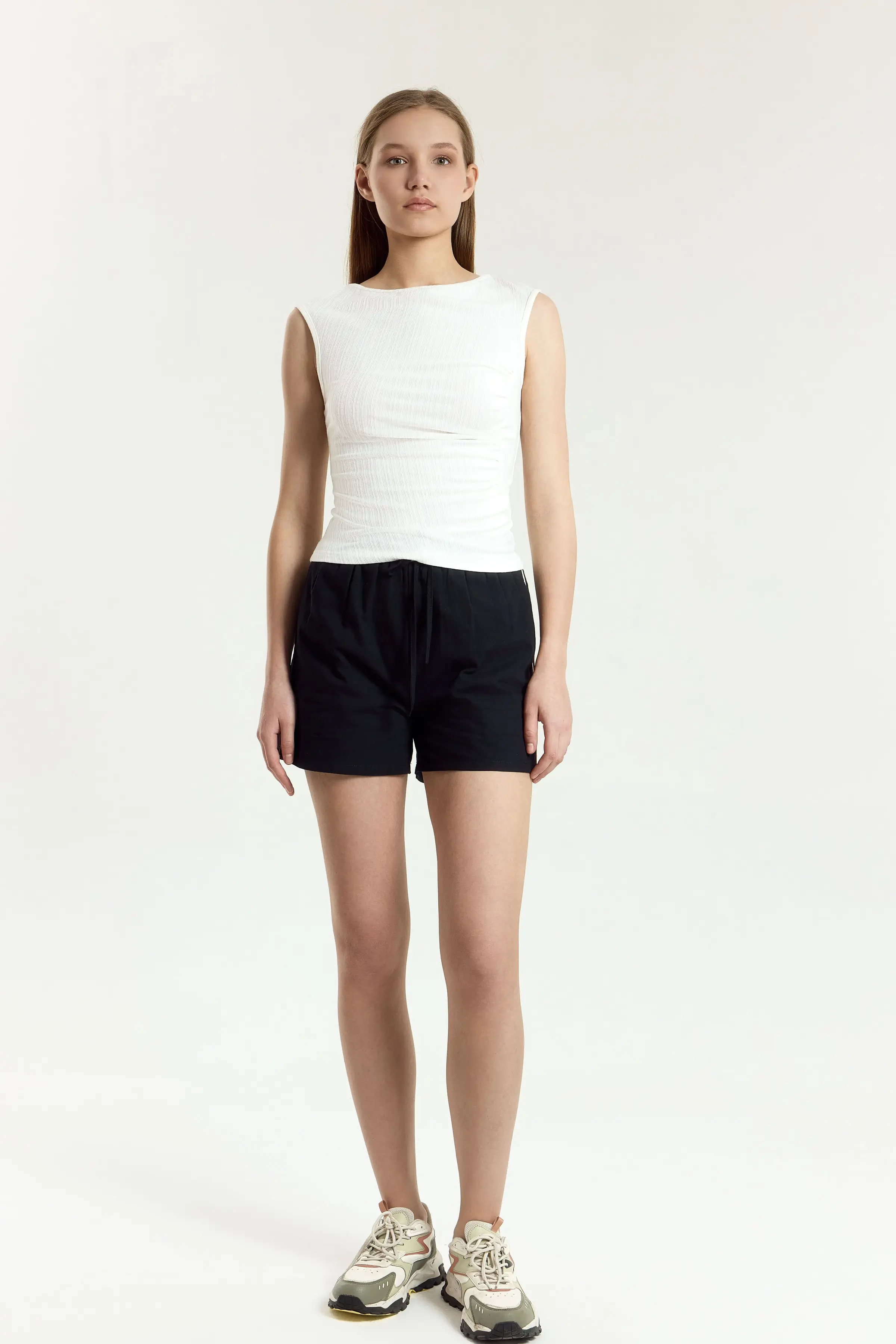 Шорты черный для женщин 45298-1 57