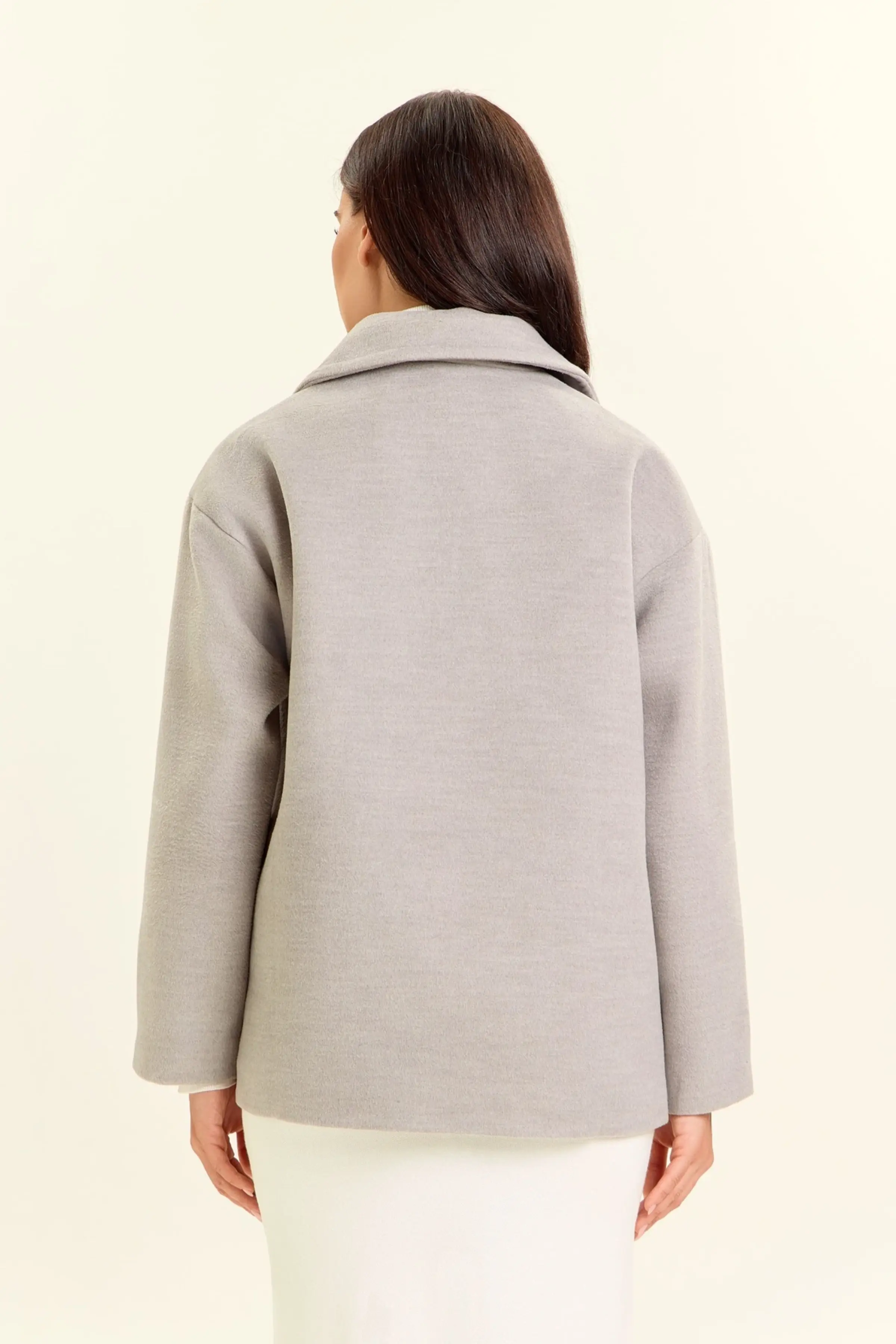 Пальто серый для женщин 47107-61 53