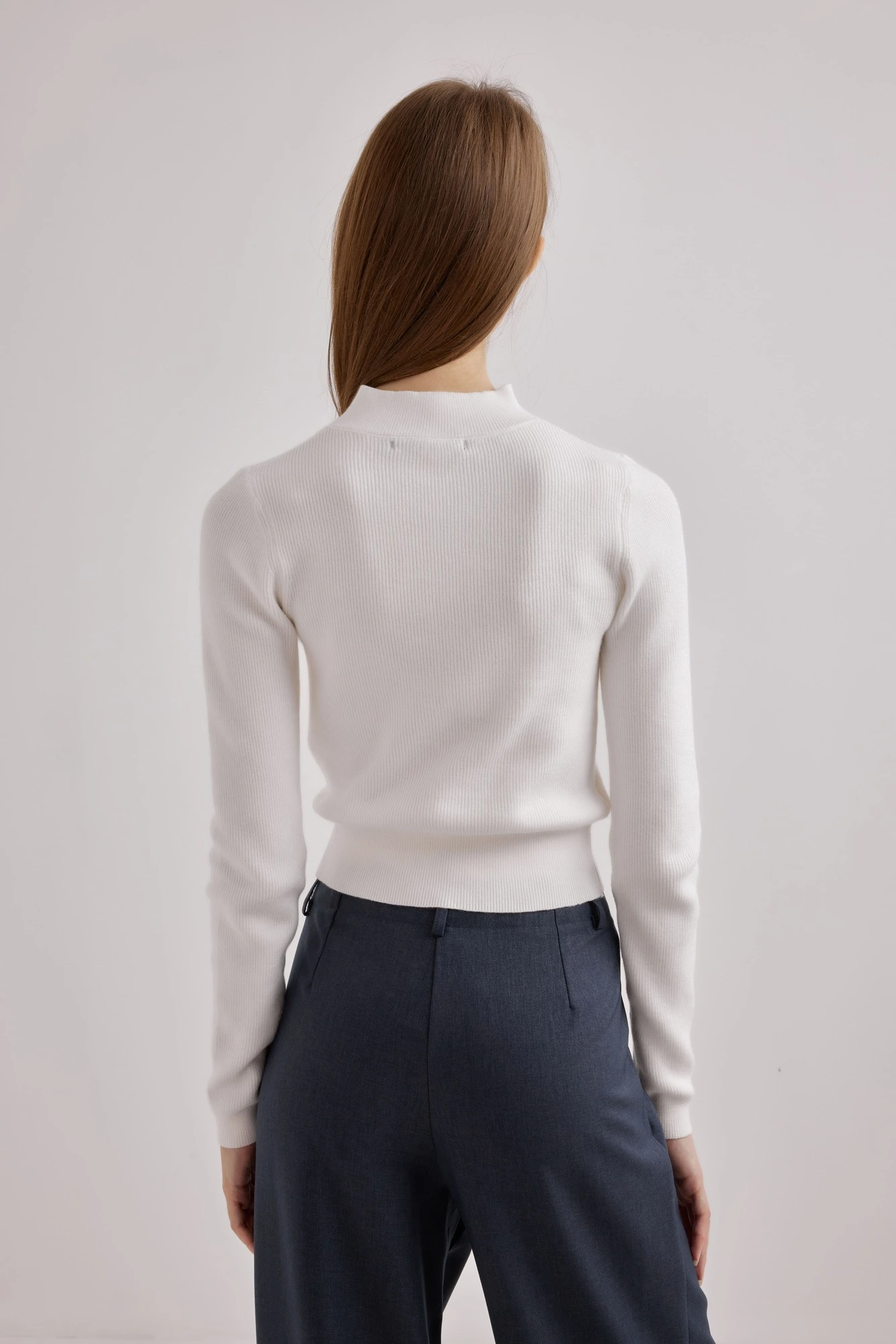 Джемпер белый для женщин 42147-4 60