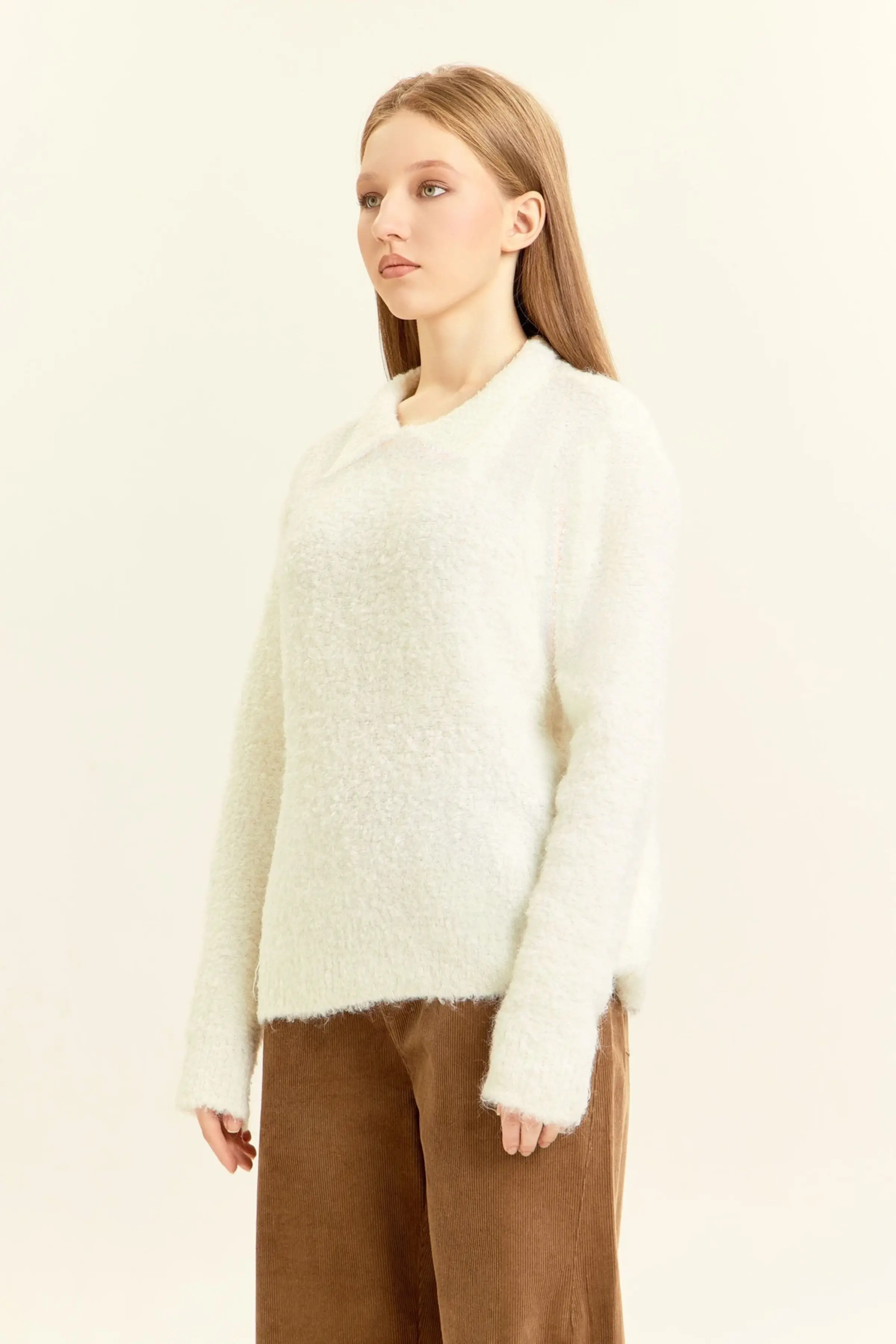 Свитер белый для женщин 47131-4 65