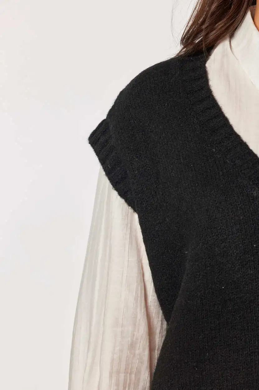 Жилетка черный для женщин 44200-1 68