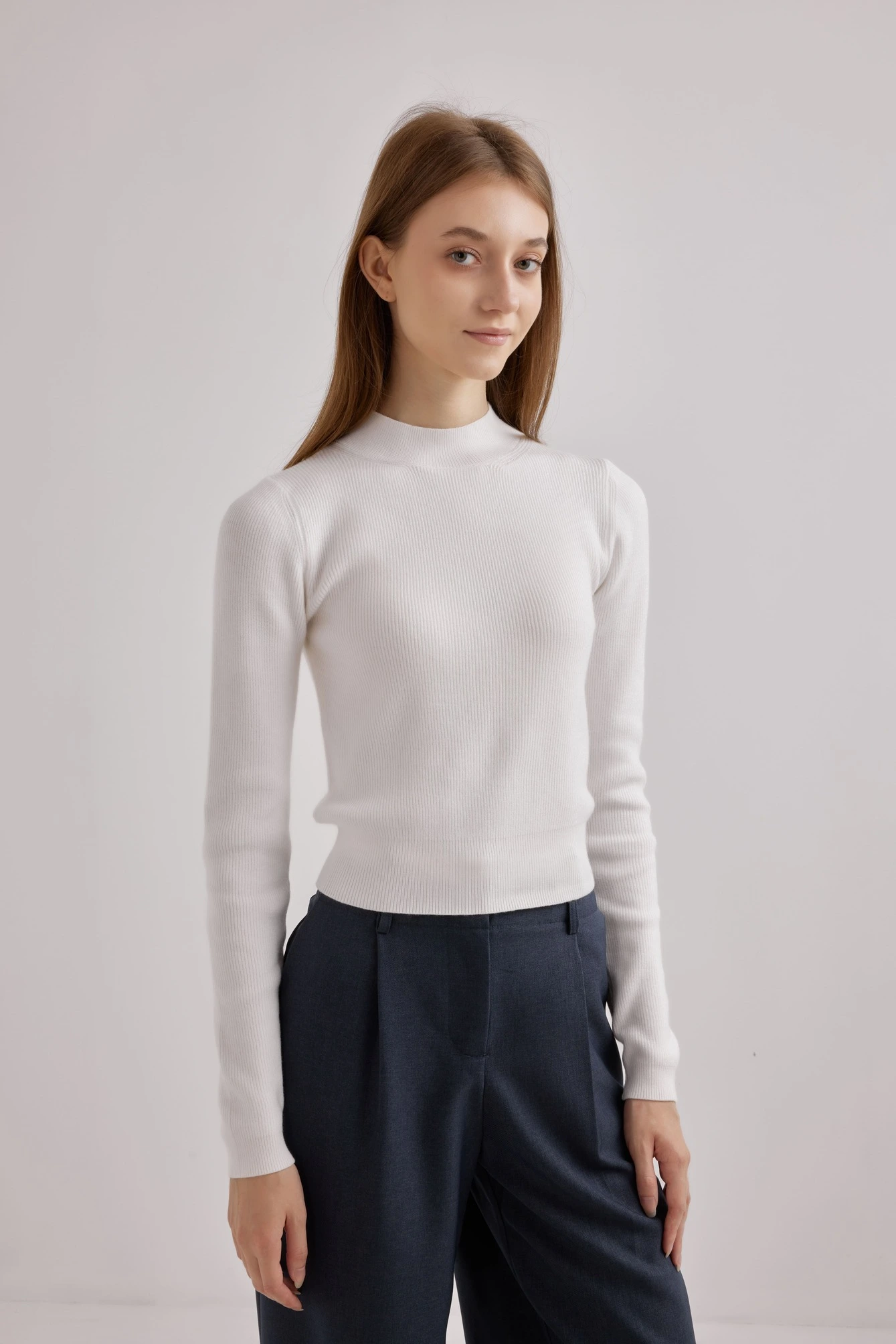 Джемпер белый для женщин 42147-4 60