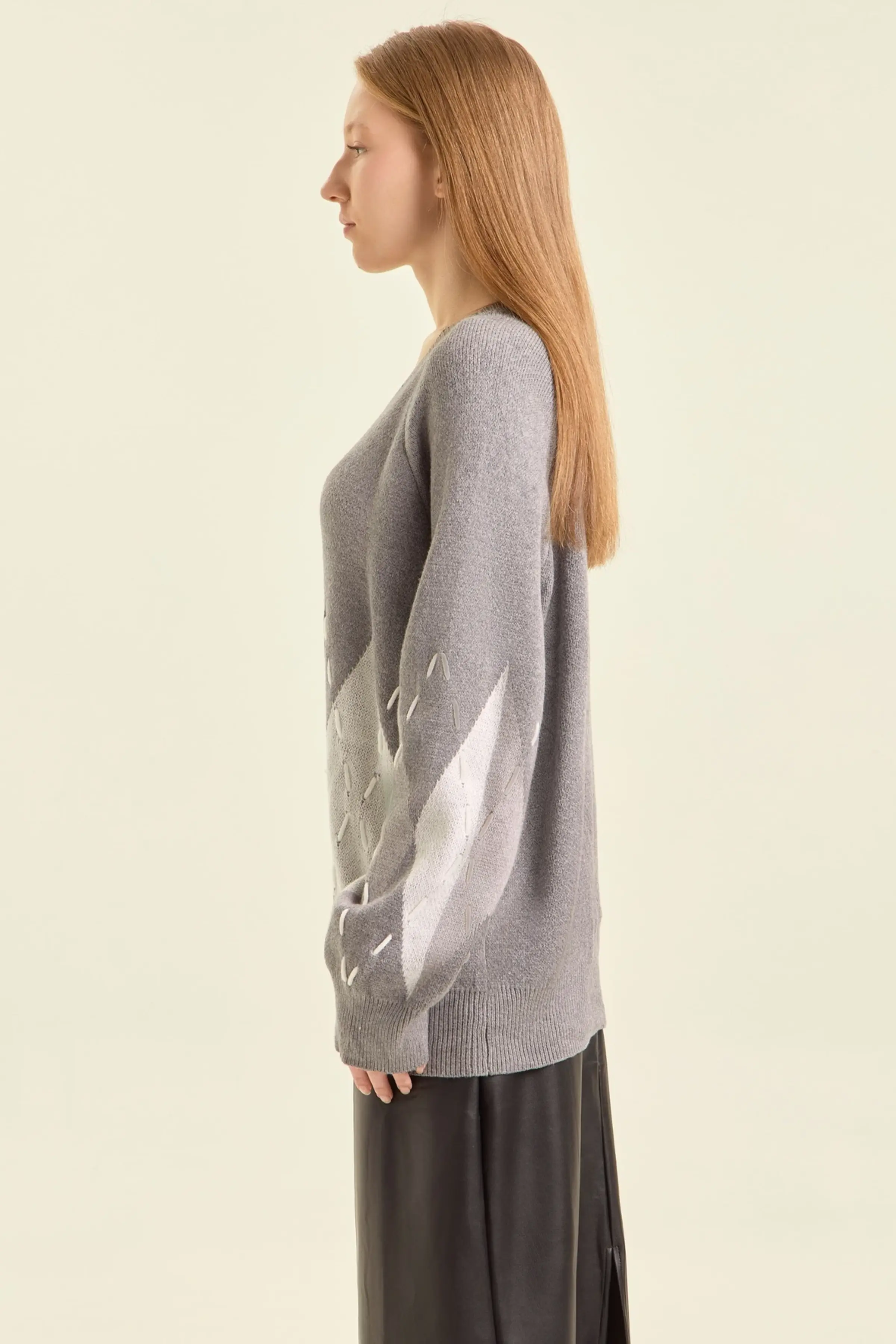 Свитер серый для женщин 47161-61 65