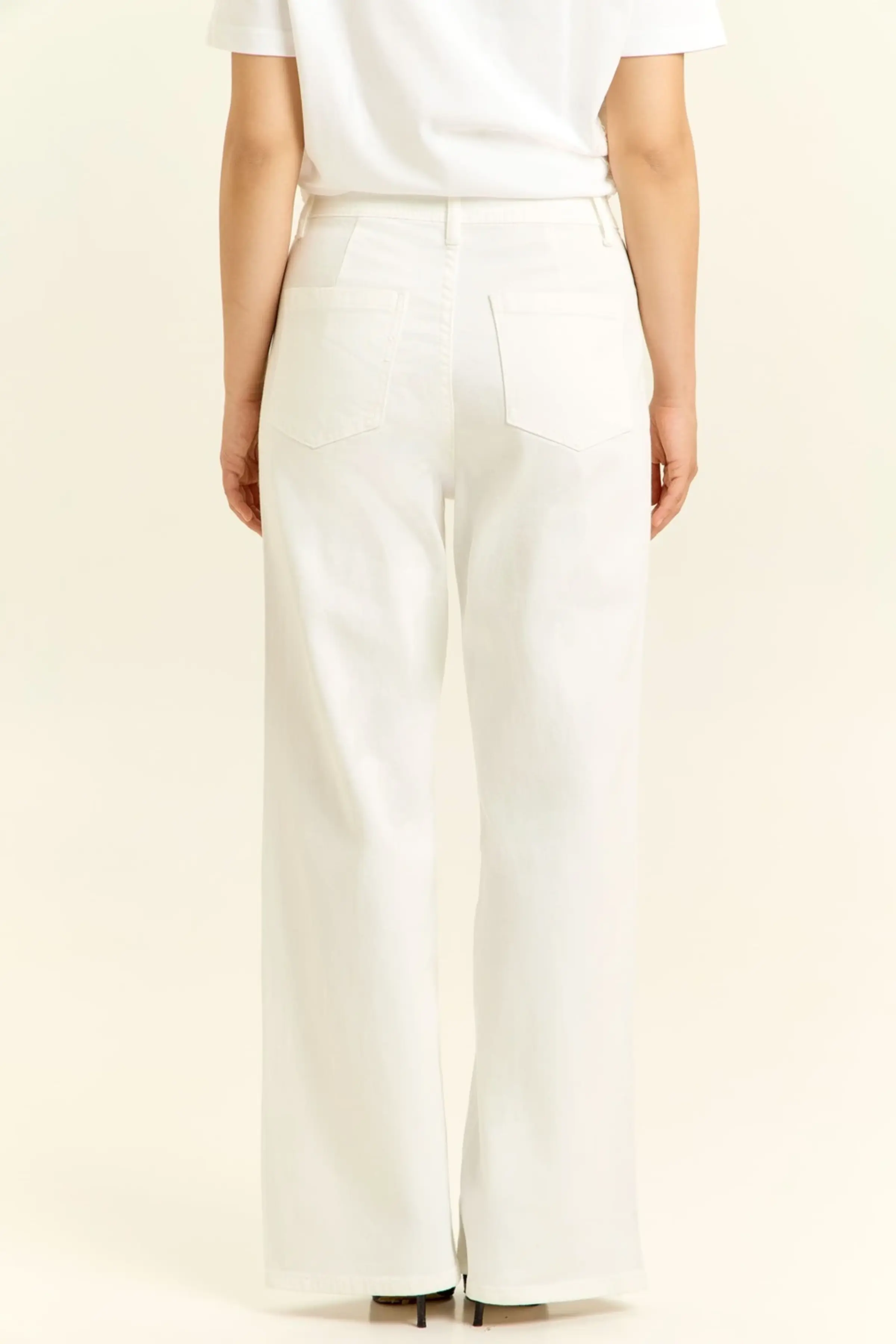 Джинсы белый для женщин 45290-4 74