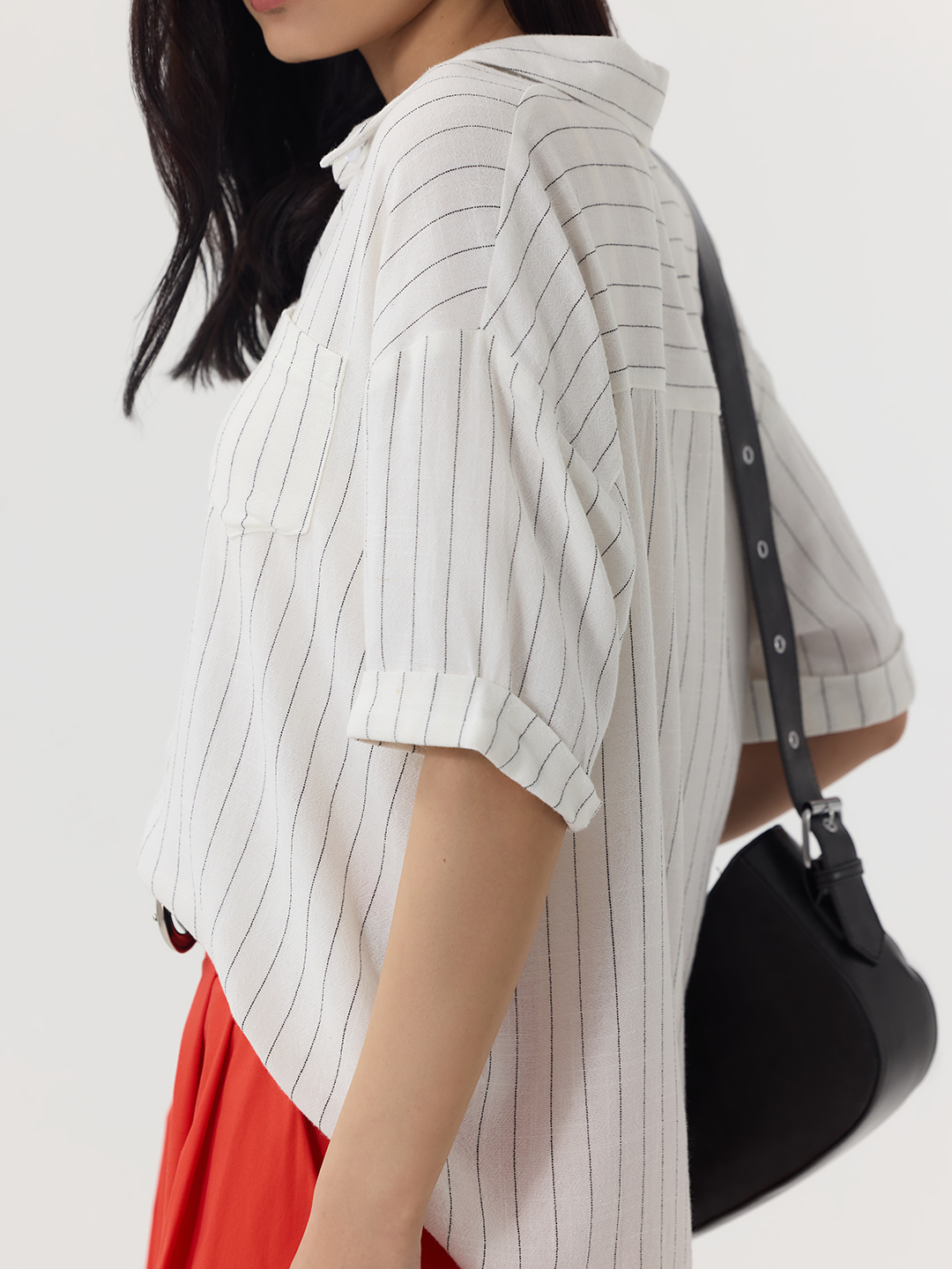 Рубашка бело-черная полоска для женщин 49503-46 66