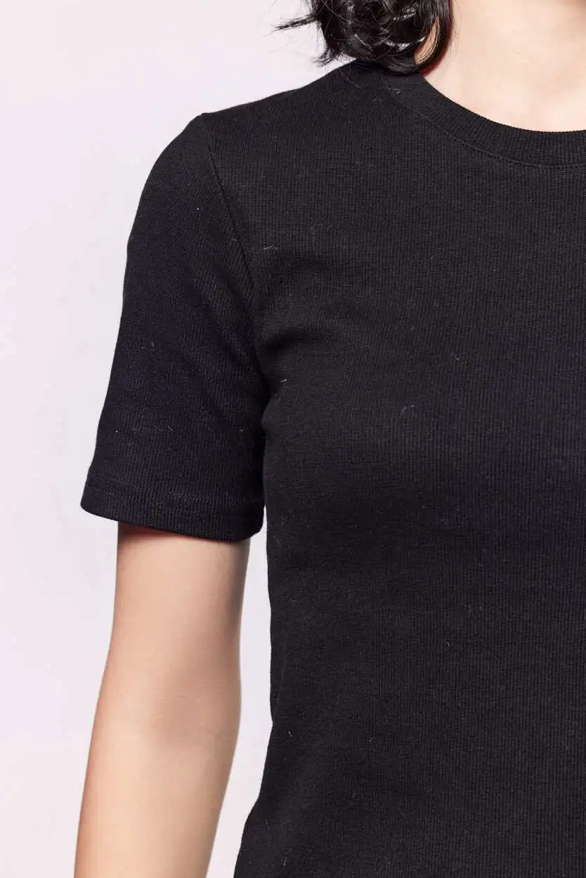 Футболка черный для женщин 42109-1 67