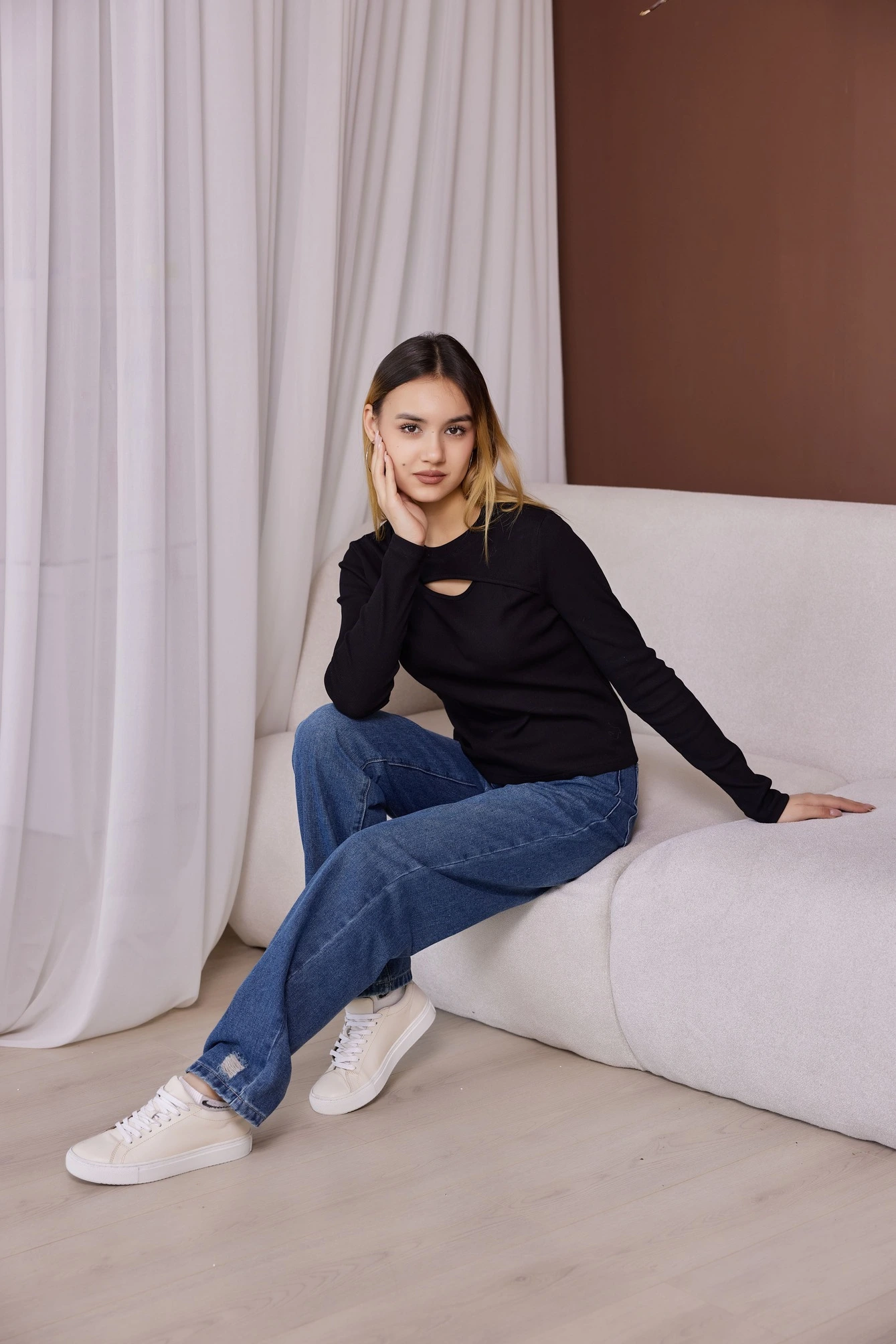 Лонгслив черный для женщин 40214-1 59