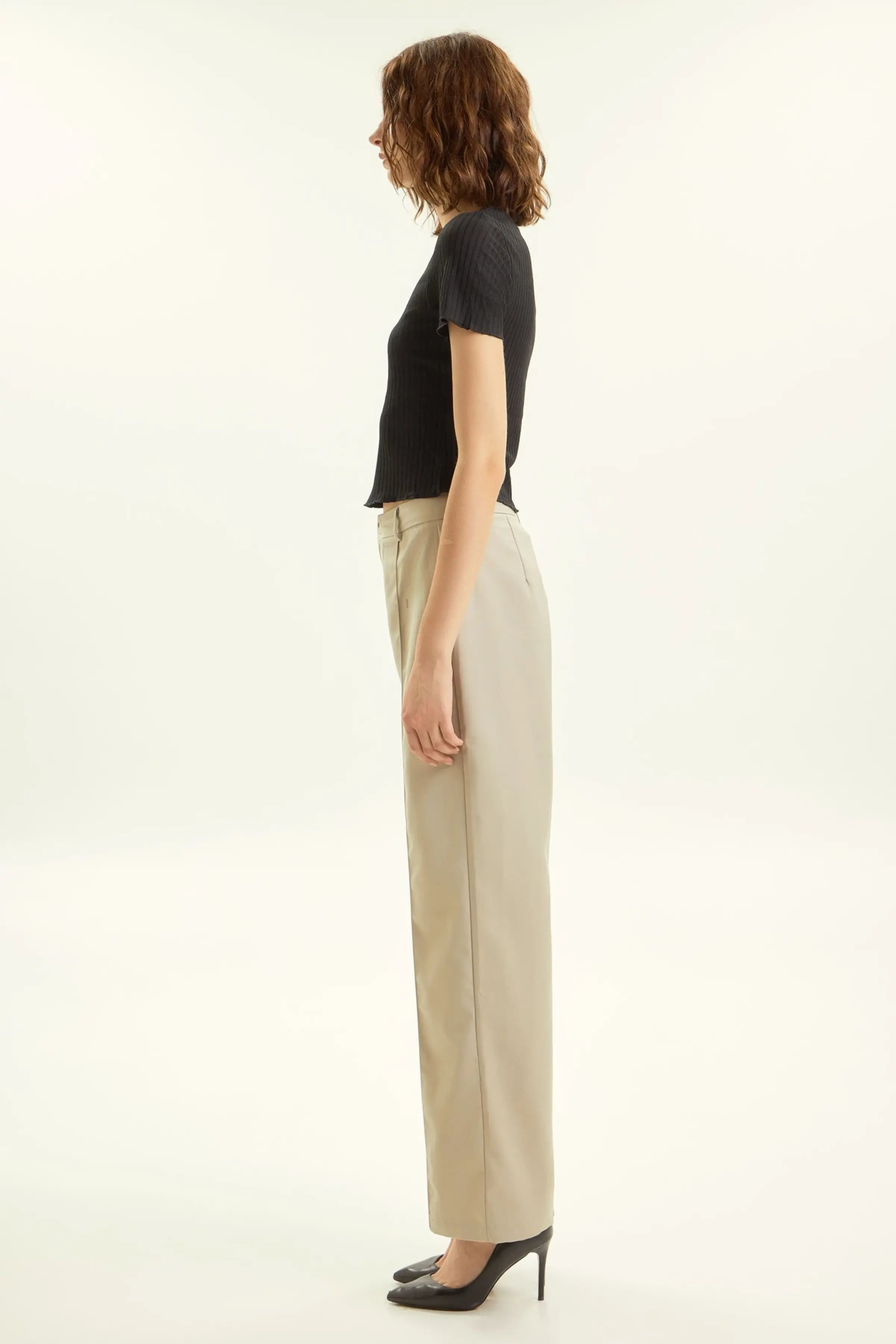 Брюки бежевый для женщин 44295-15 71