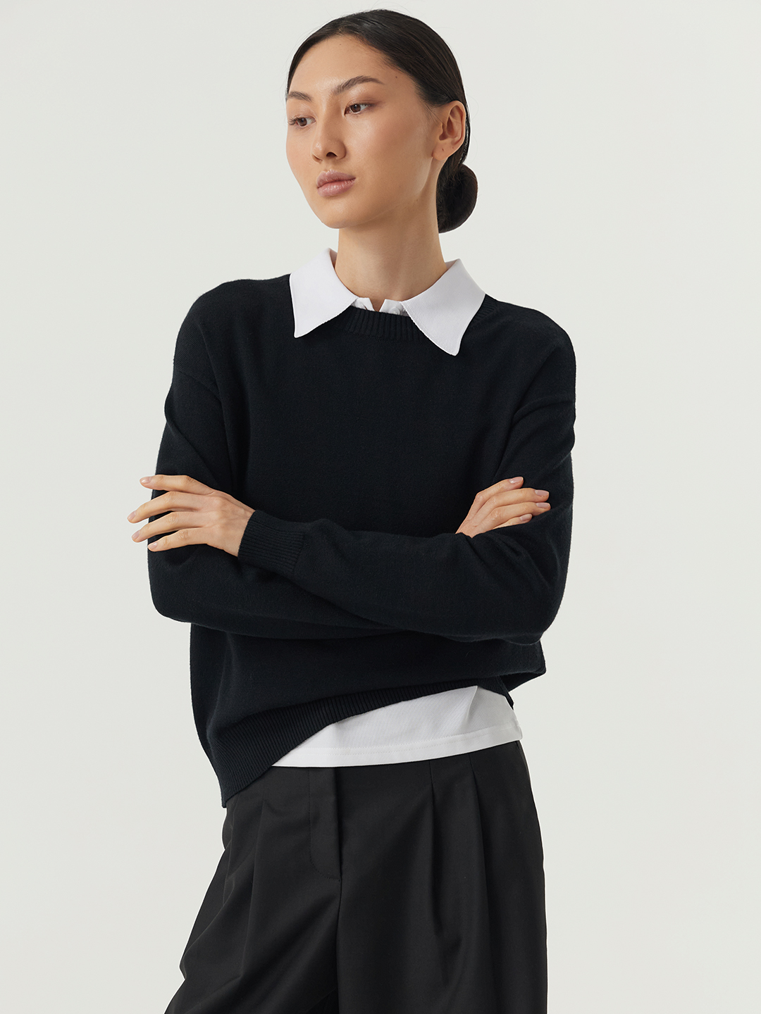 Джемпер черный для женщин 48103-1 60