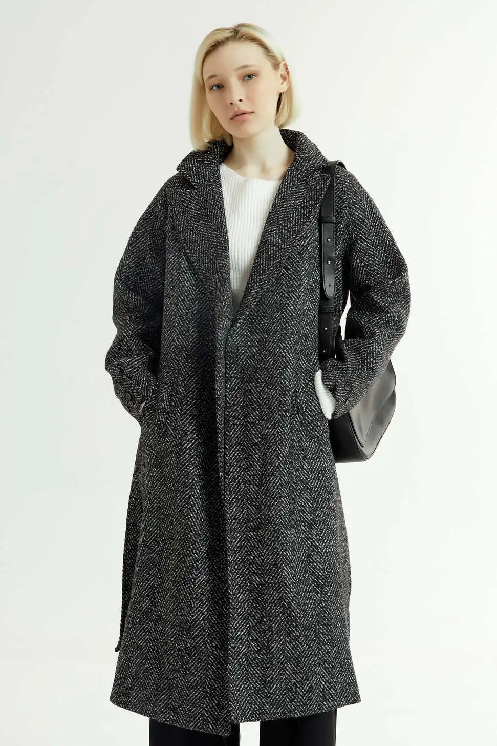 Пальто черно-белая полоска для женщин 43419-75 53