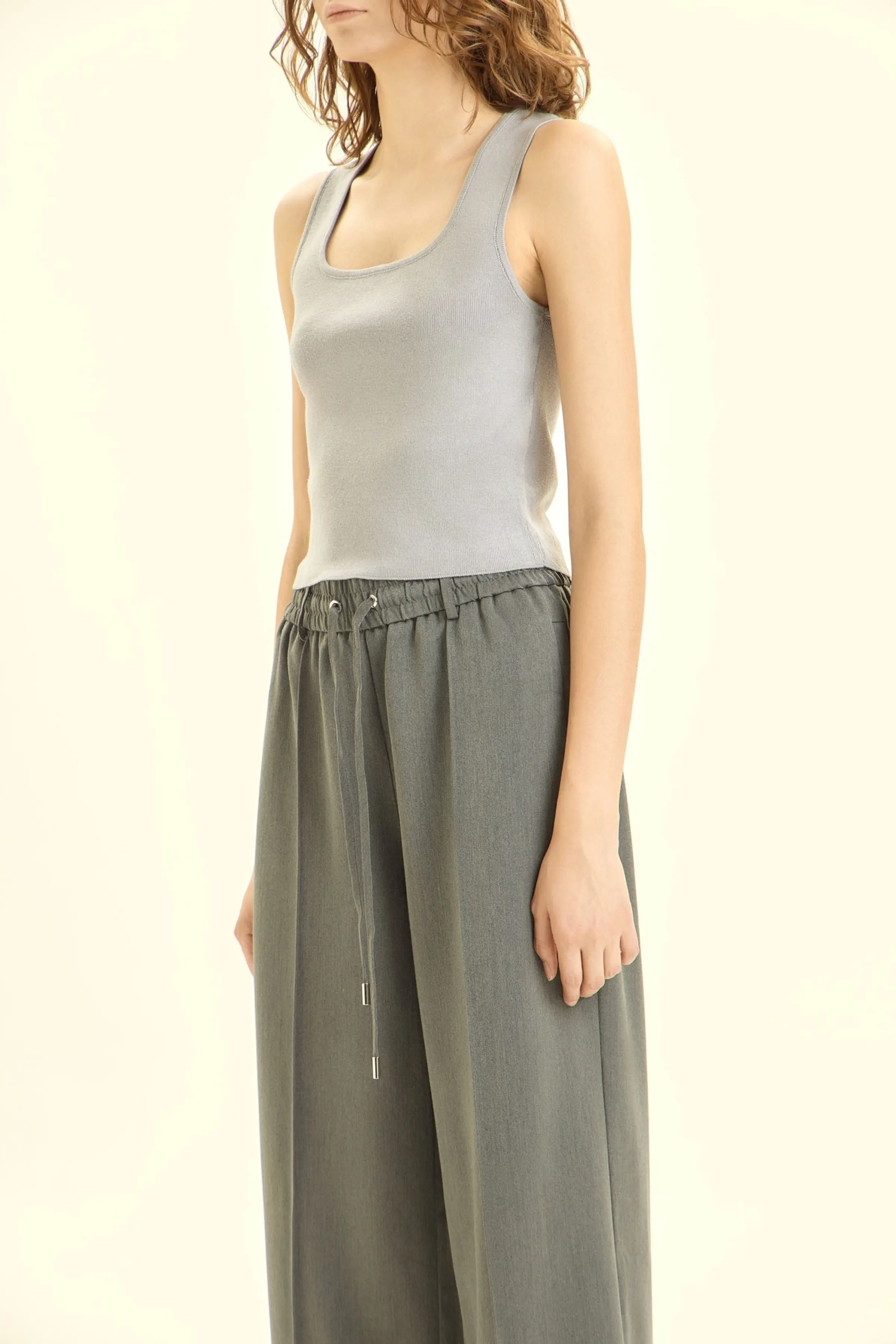 Топ серый для женщин 46189-61 46