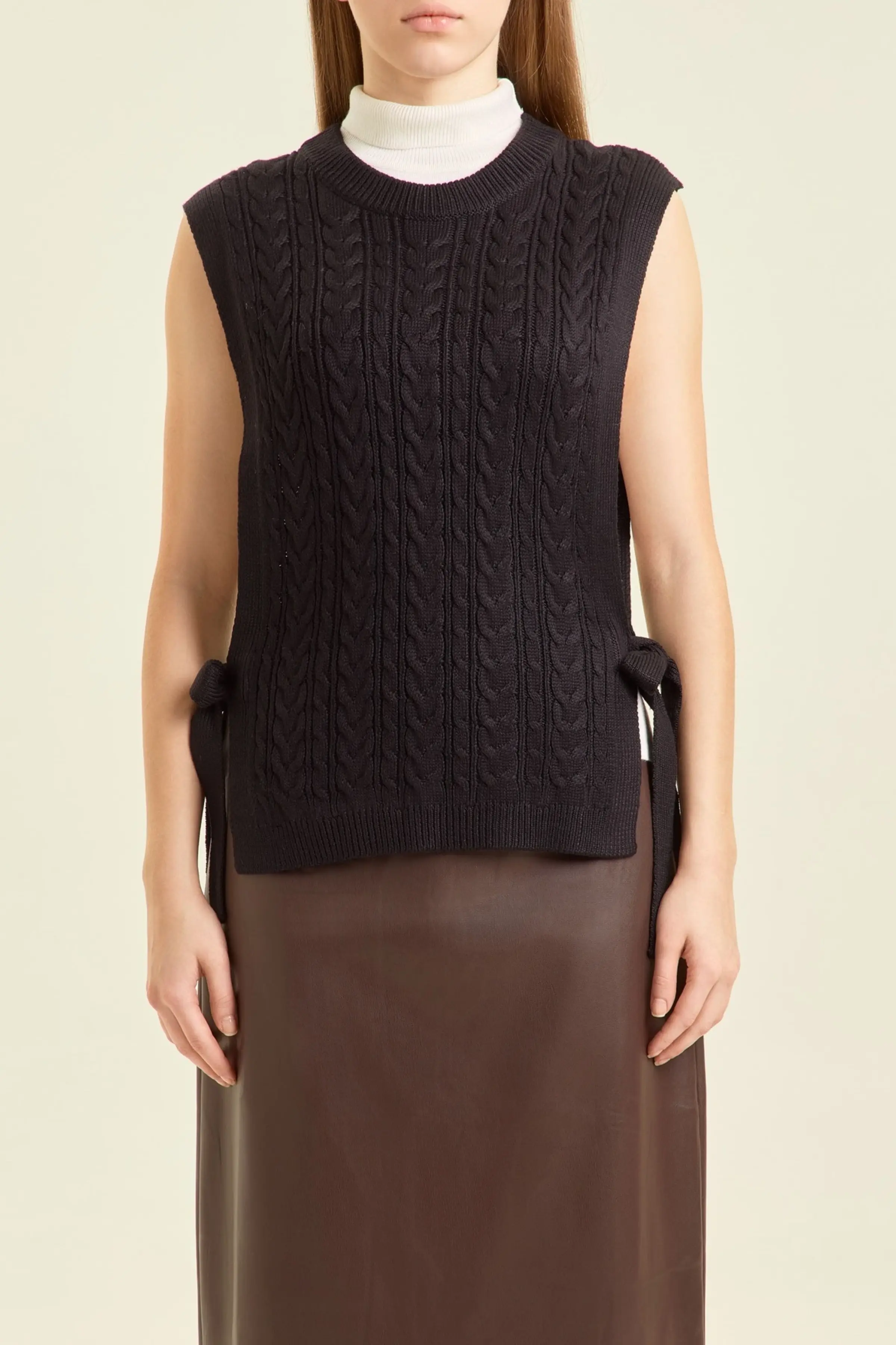 Жилетка черный для женщин 47290-1 68