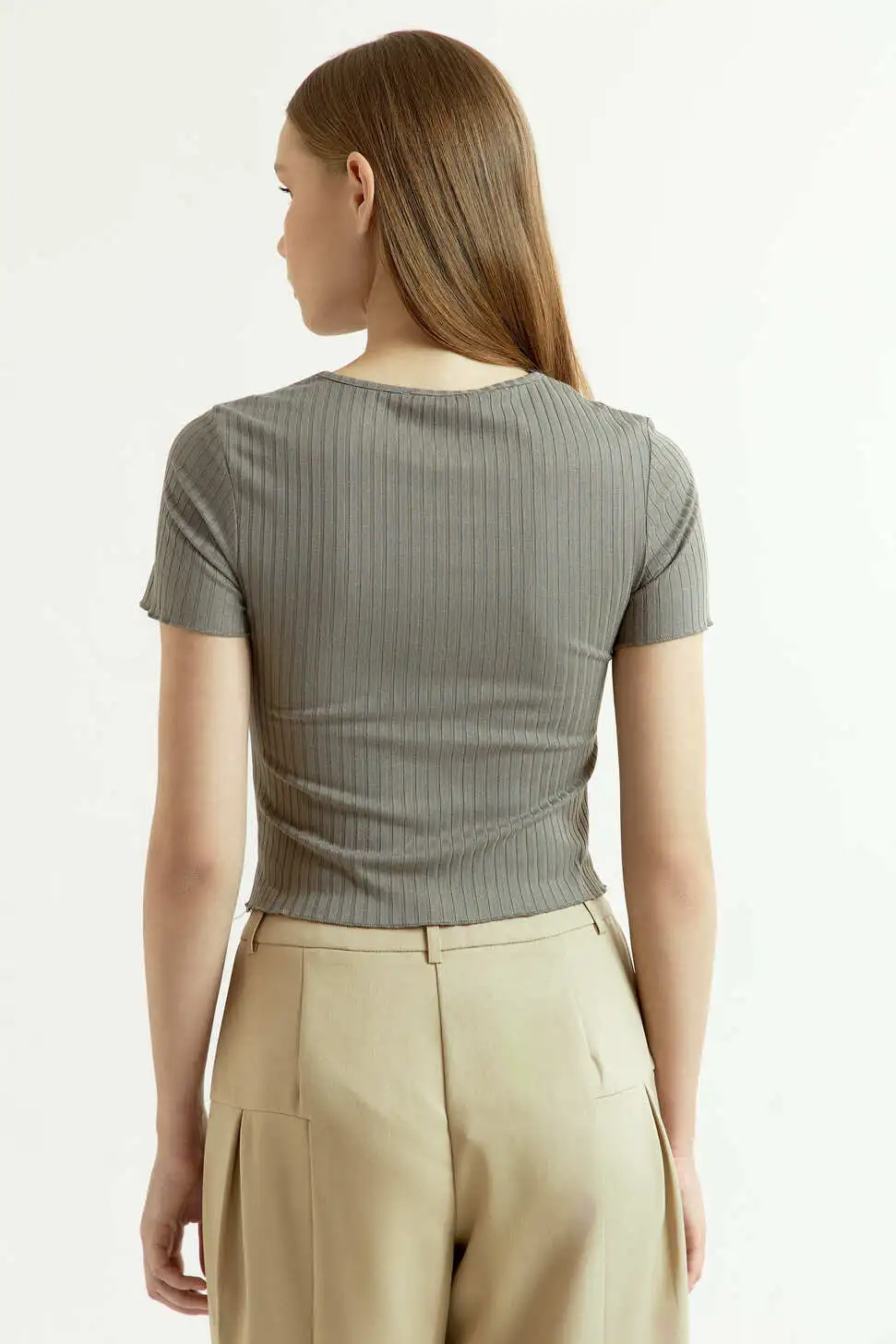 Футболка хаки для женщин 44280-14 67