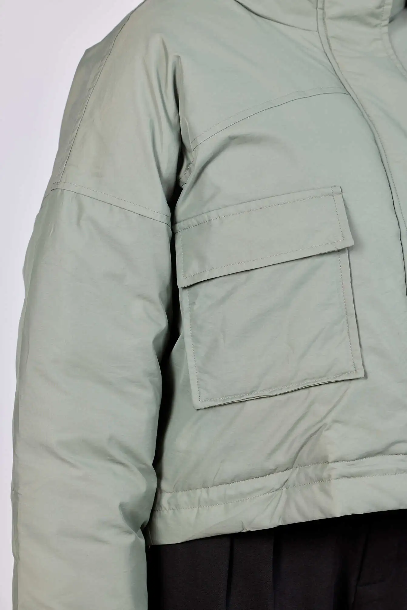 Куртка хаки для женщин 43404-14 47