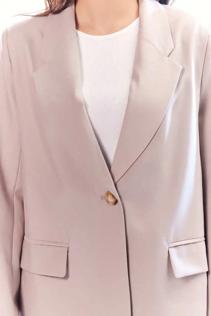 Жакет бежевый для женщин 44165-15 64