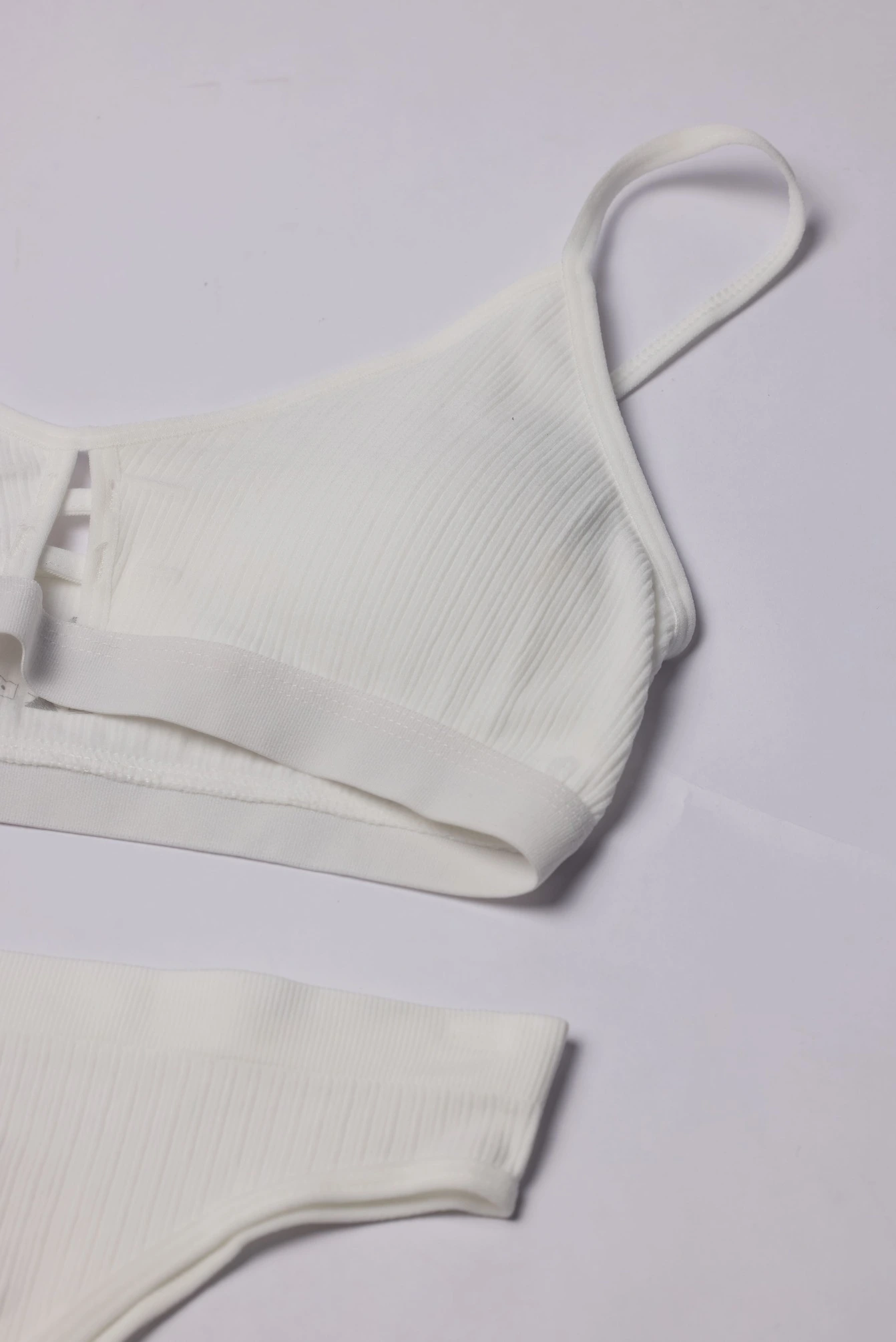 Трусы белый для женщин U-142-4 19