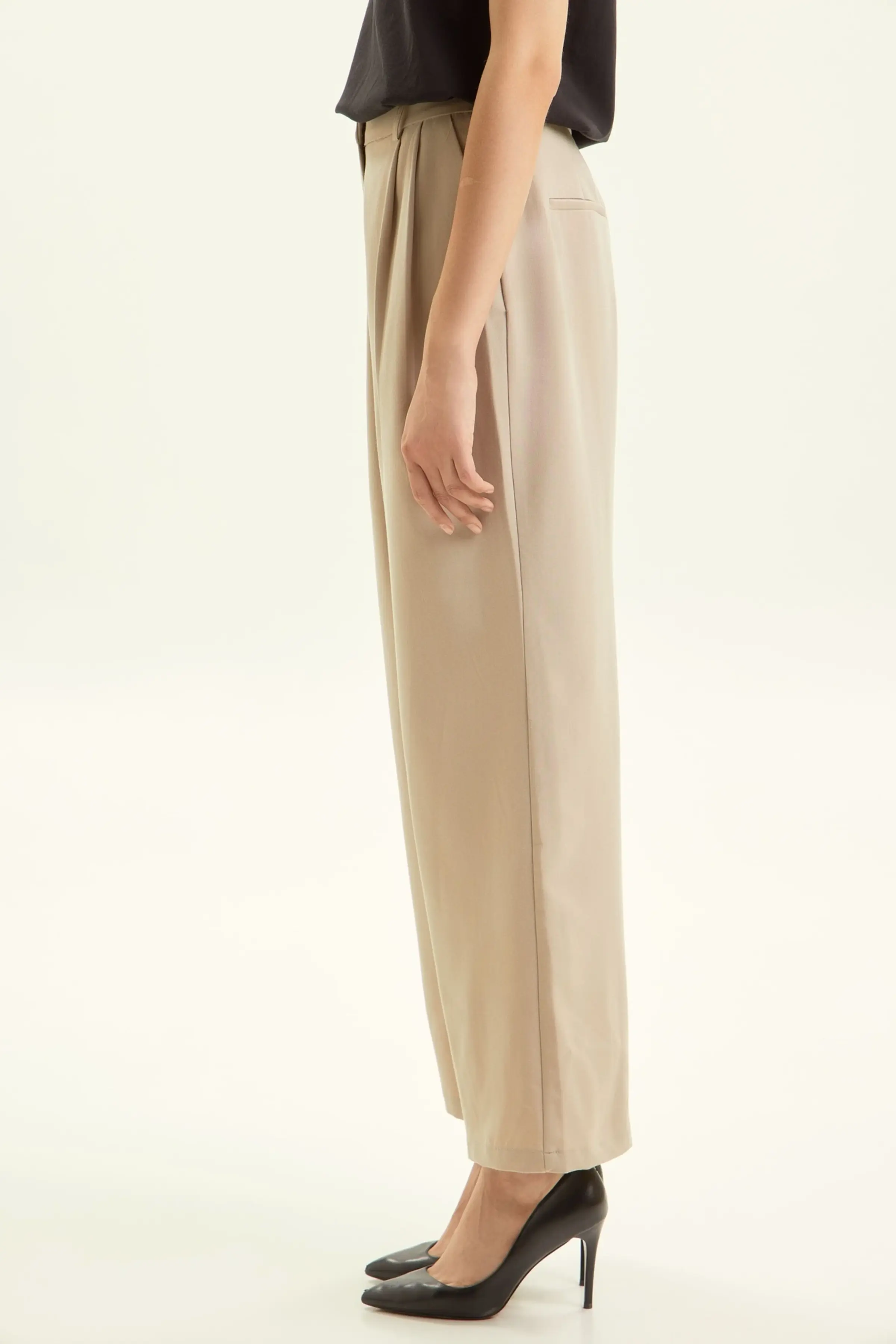 Брюки бежевый для женщин 45326-15 71