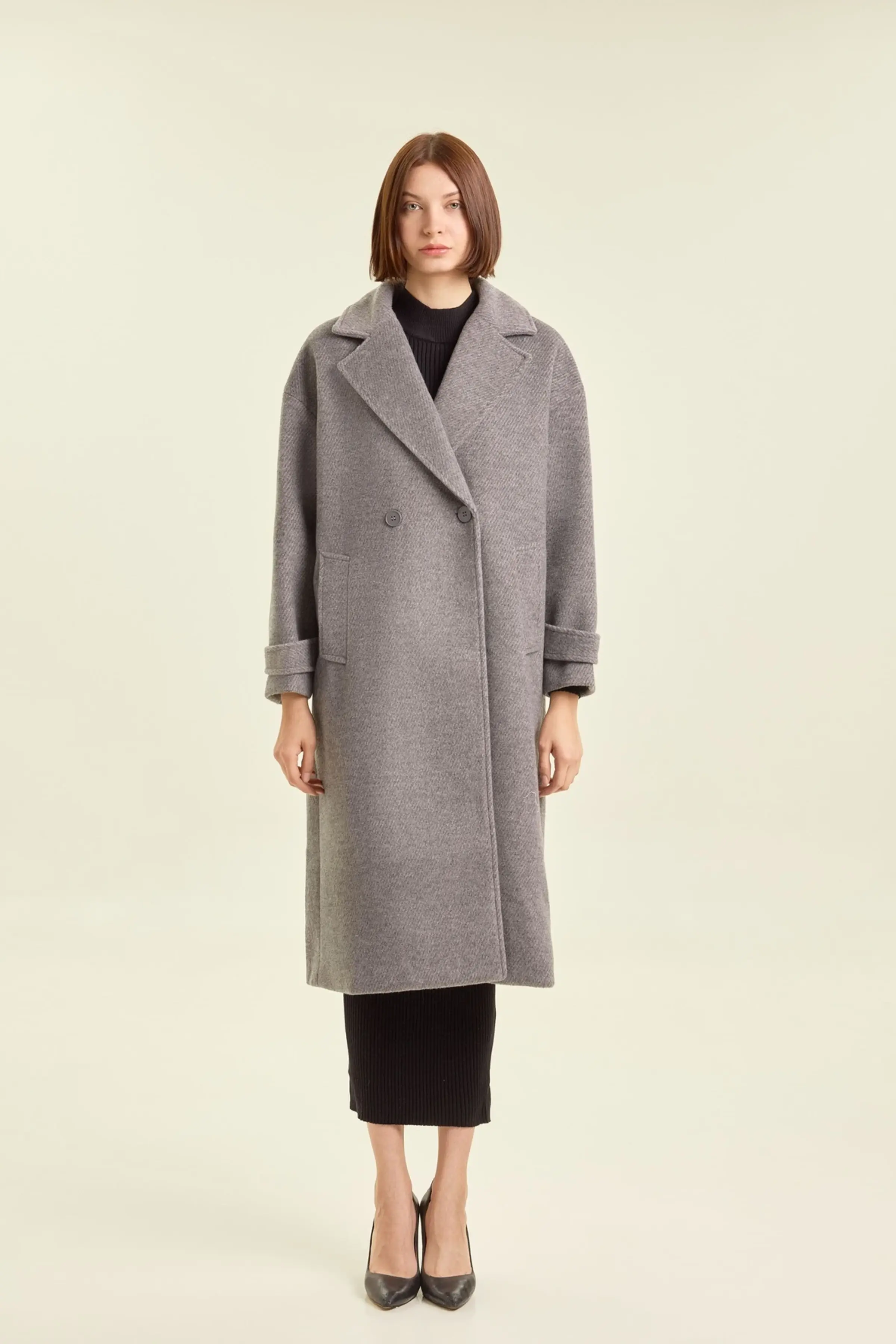 Пальто серый для женщин 47111-61 53