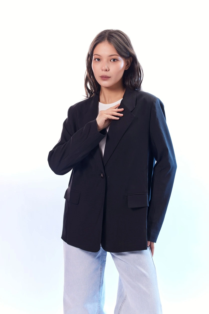 Жакет черный для женщин 44165-1 64