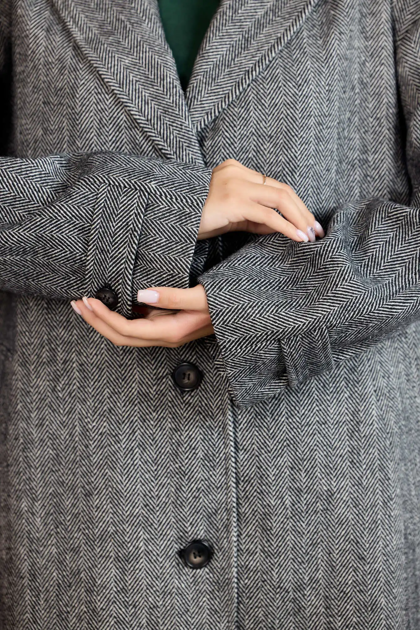 Пальто серый для женщин 43417-61 53