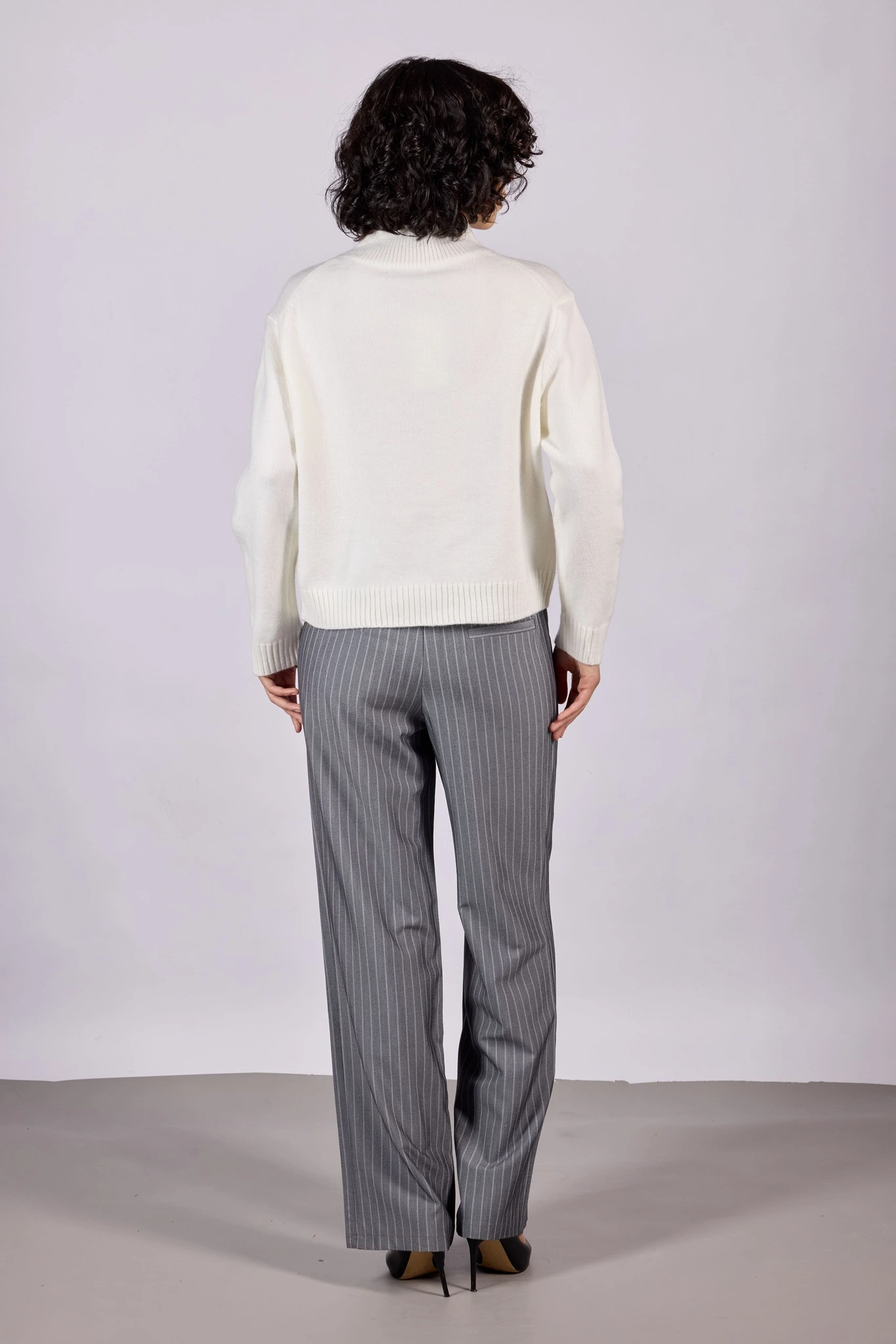 Свитер белый для женщин 43178-4 65