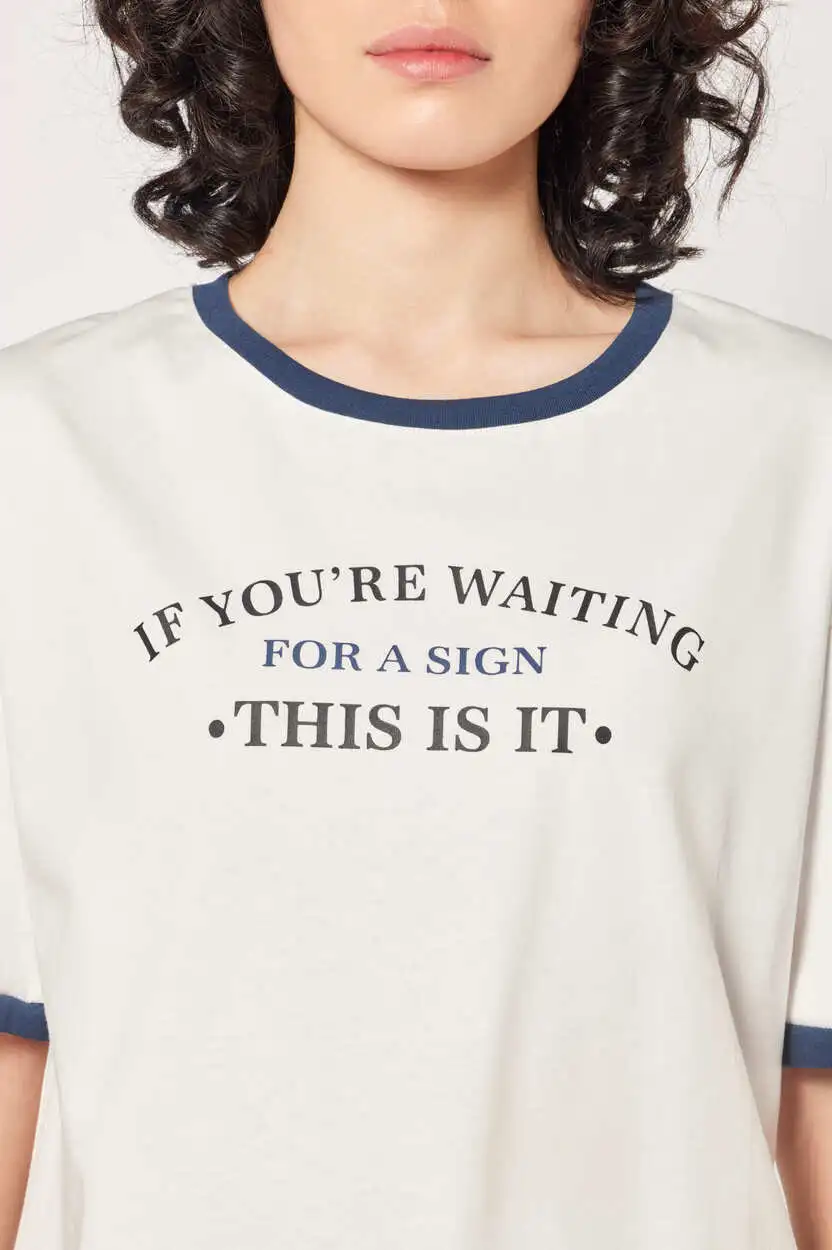 Футболка белый с синей рибаной для женщин 44276-281 67