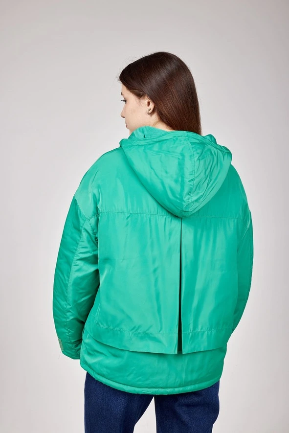 Демисезонная куртка зеленый для женщин 352/490/34150-34 69