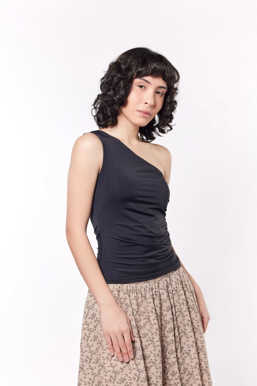 Топ черный для женщин 44266-1 46