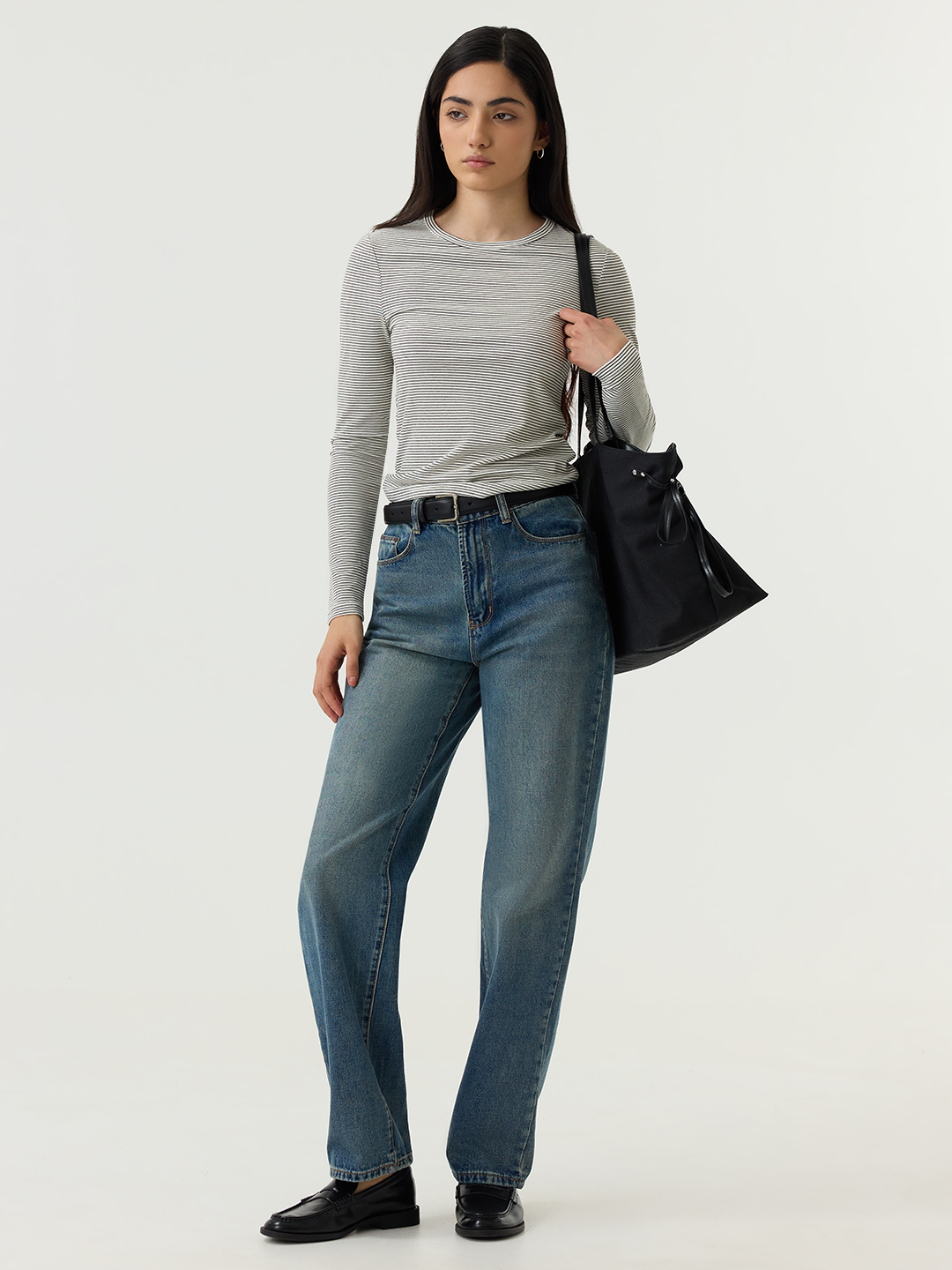 Лонгслив бело-черная полоска для женщин 48191-46 59